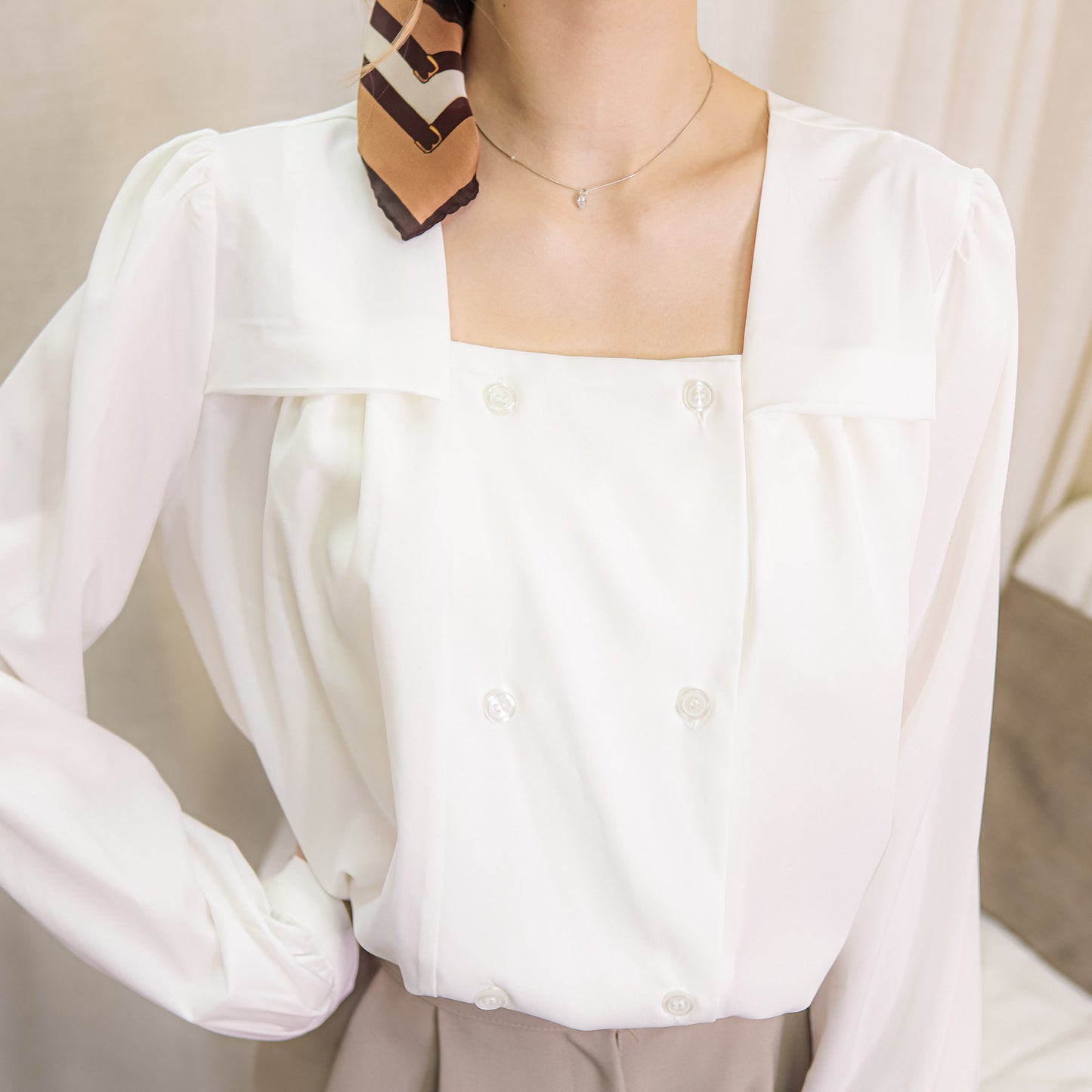 T463 BALANCE BLOUSE