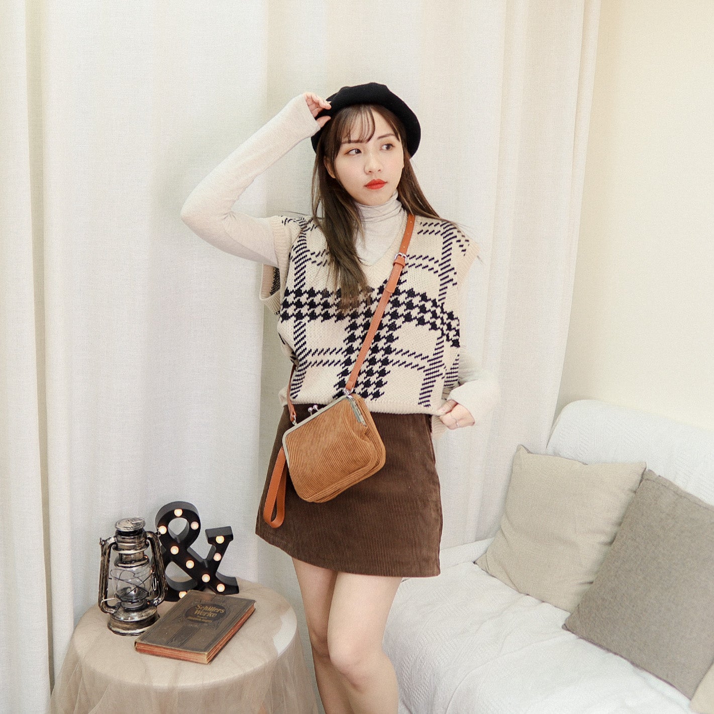T441 BELIKE CHECKED KNIT VEST