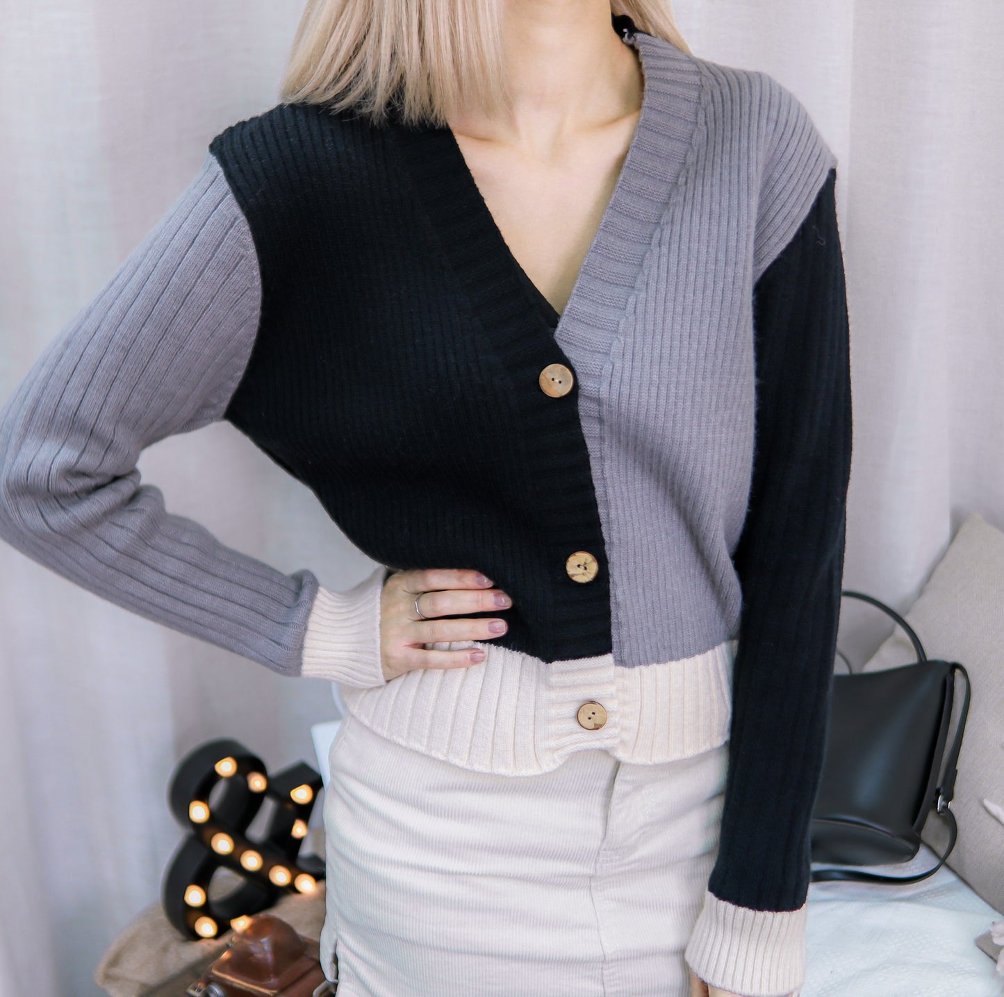 T407 BECAUSE OF YOU KNIT TOP