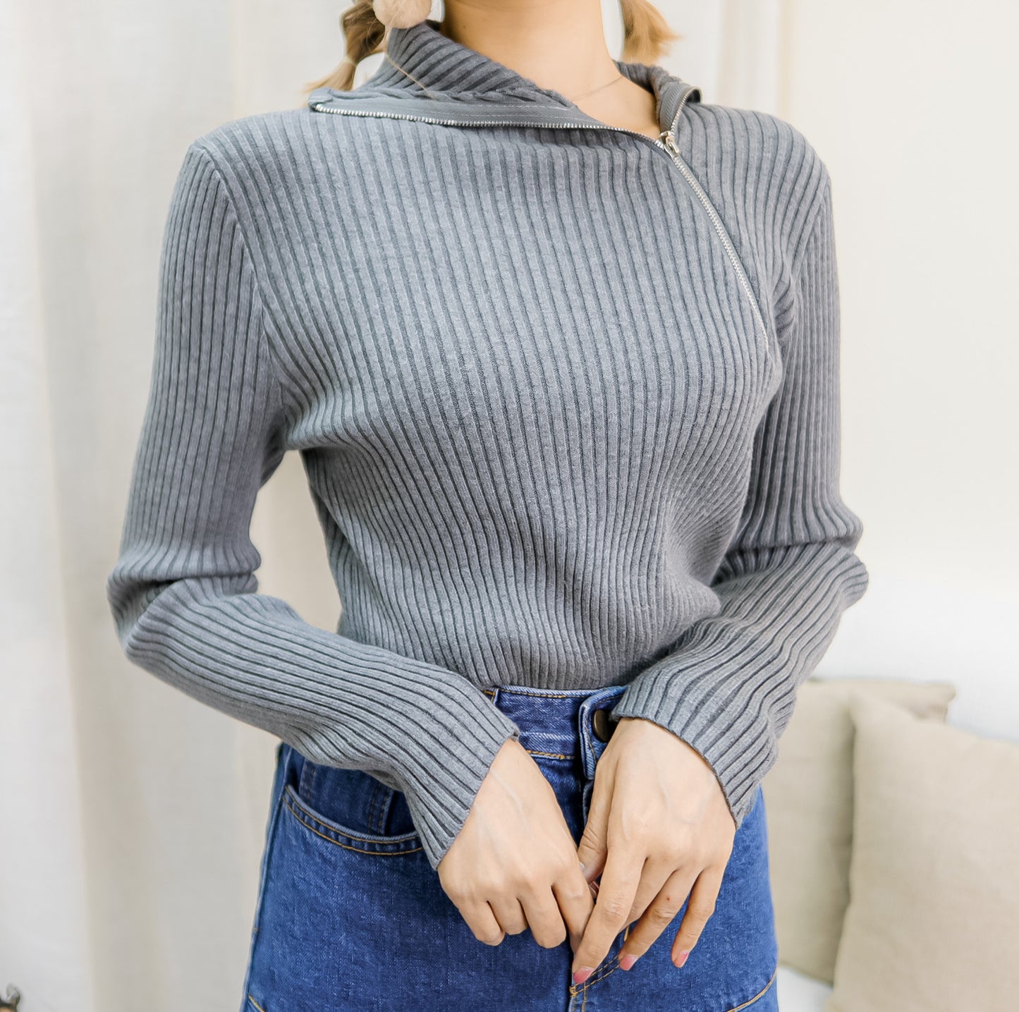 T428 ZIPPER TOP