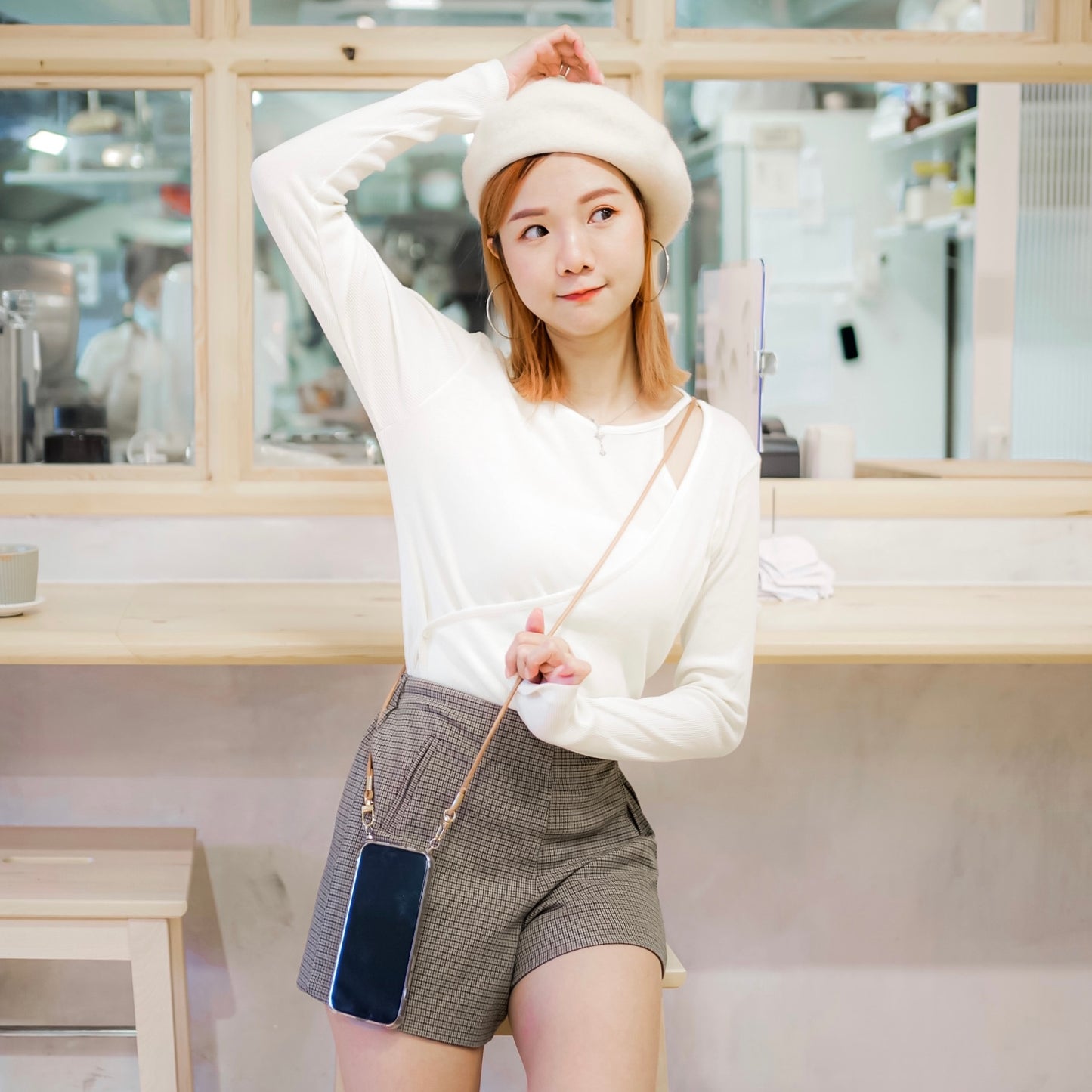 B198 DELIA SHORT
