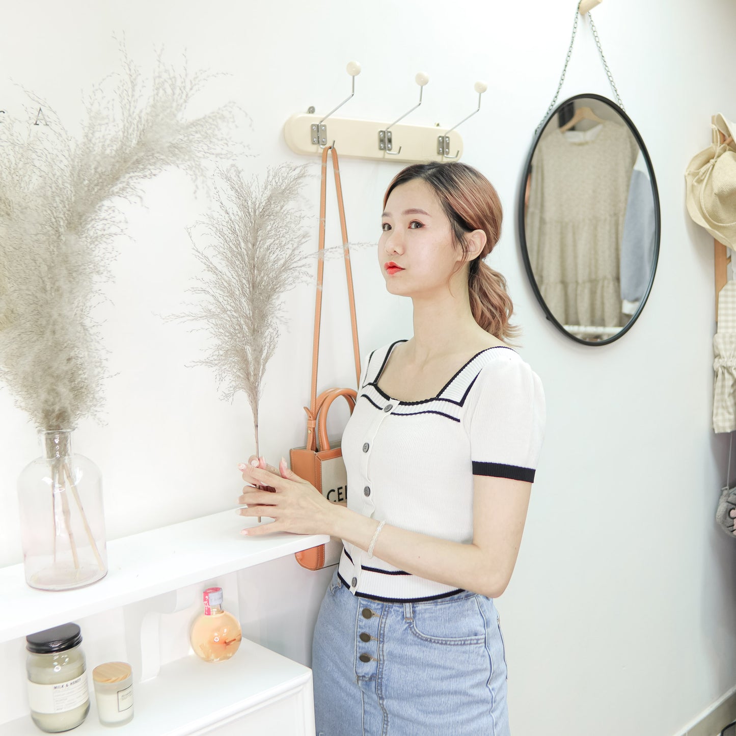 T522 FRIDAY KNIT TOP