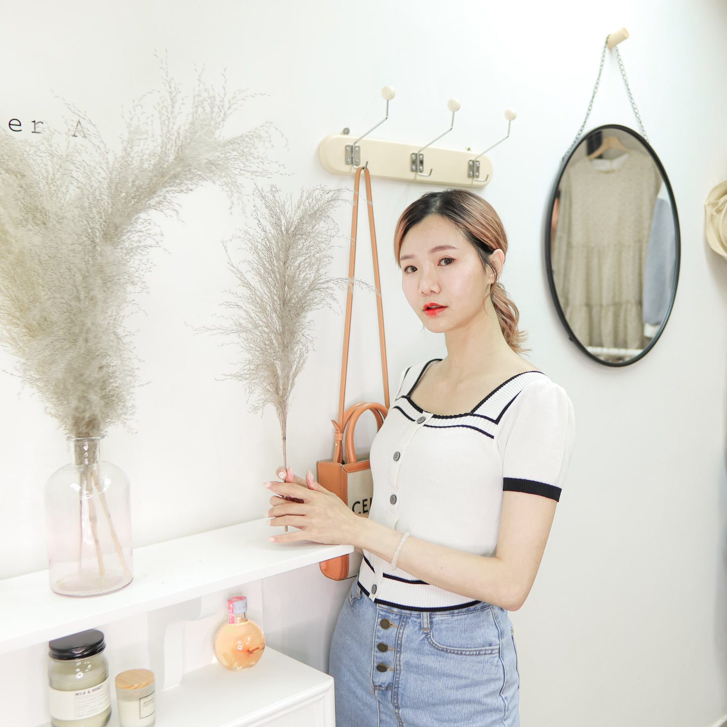 T522 FRIDAY KNIT TOP