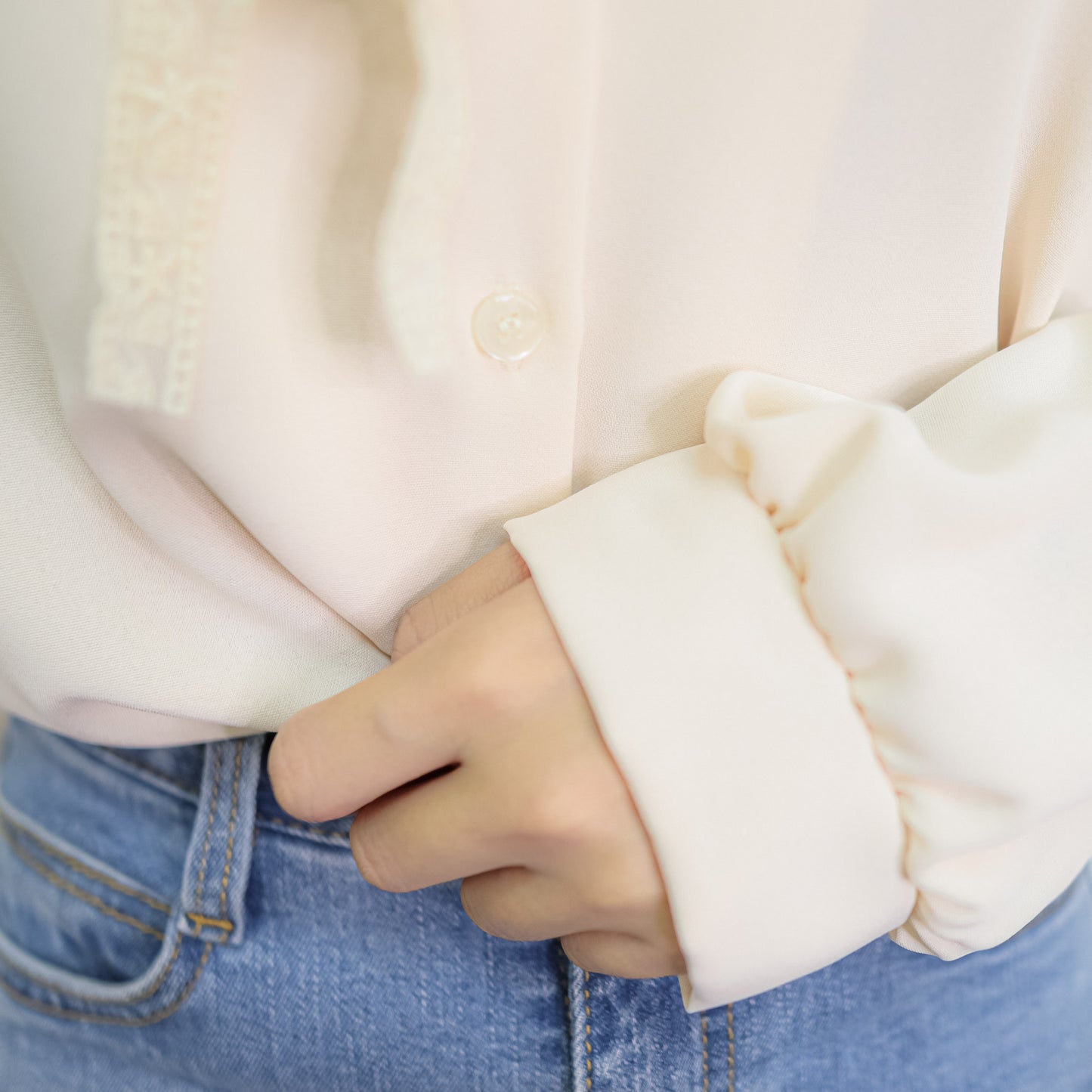 T481 NICE RIBBON BLOUSE