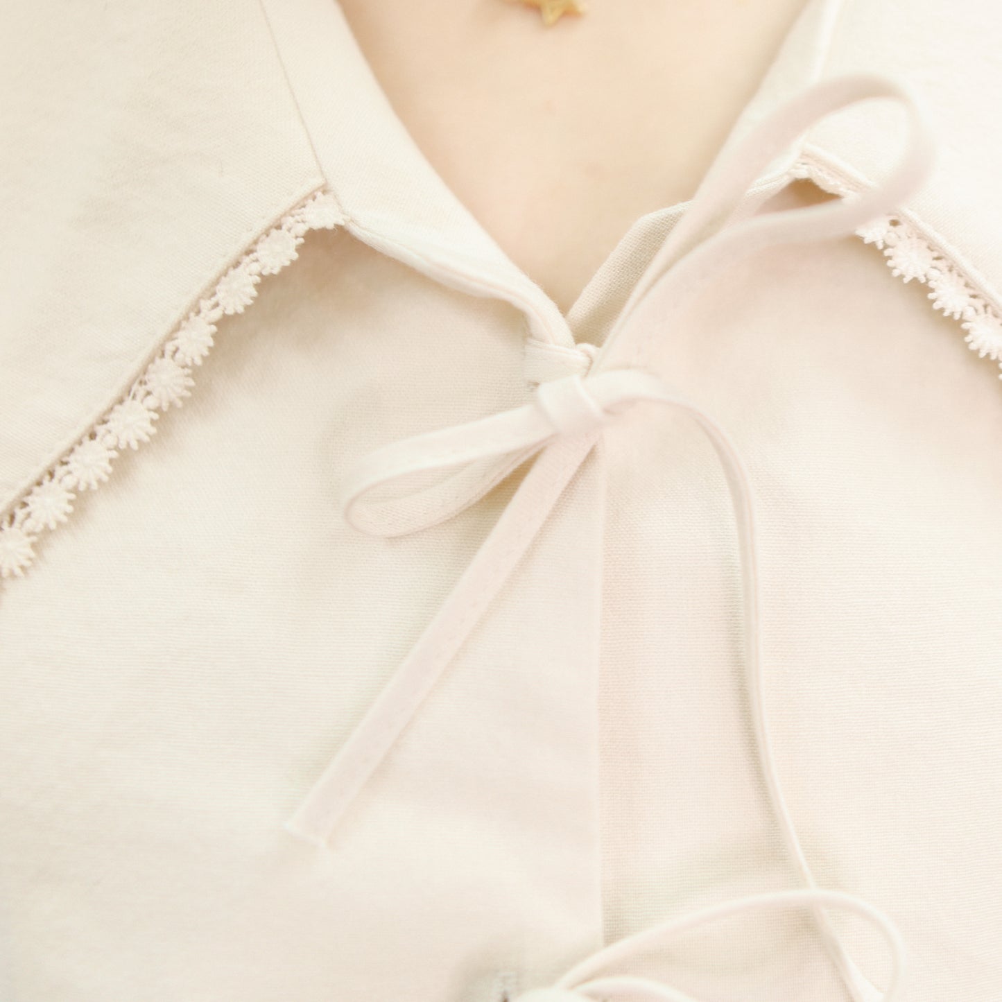 T504 SWEETIE RIBBON BLOUSE