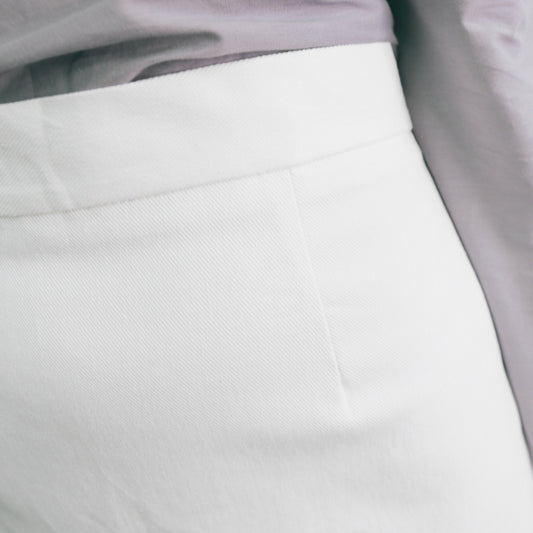 #B087 EGG ON SKIRT - Letta A