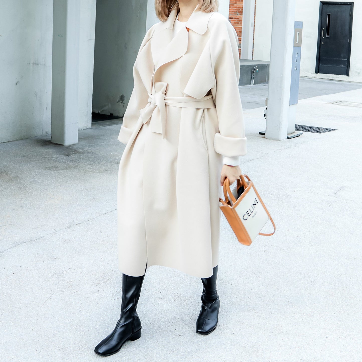 C040 BISCUIT ON OUTER