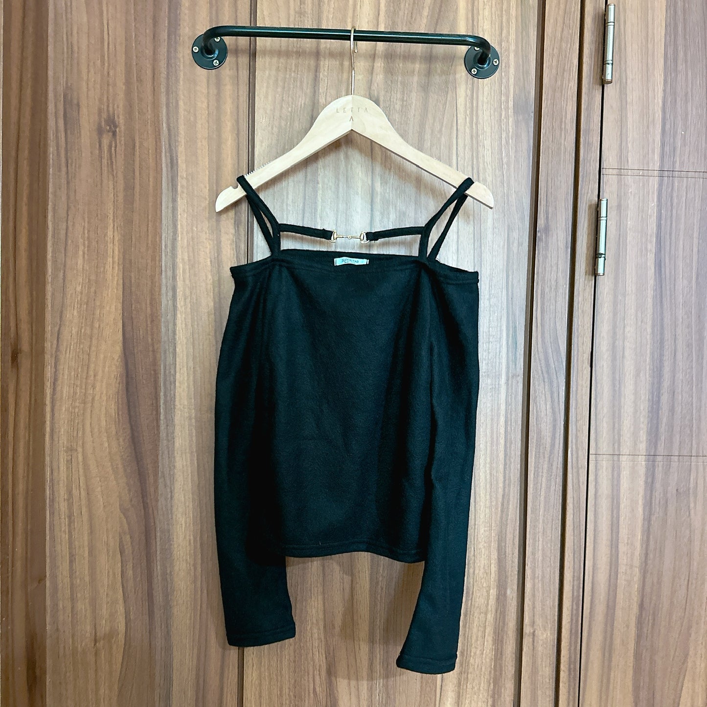 T889 COLLAR TOP