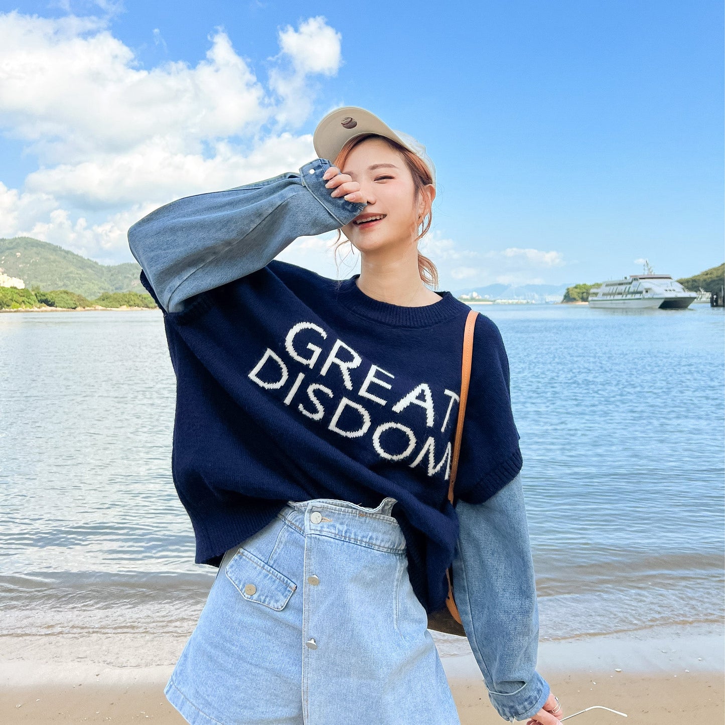 T669 GREAT BLUE SWEATER