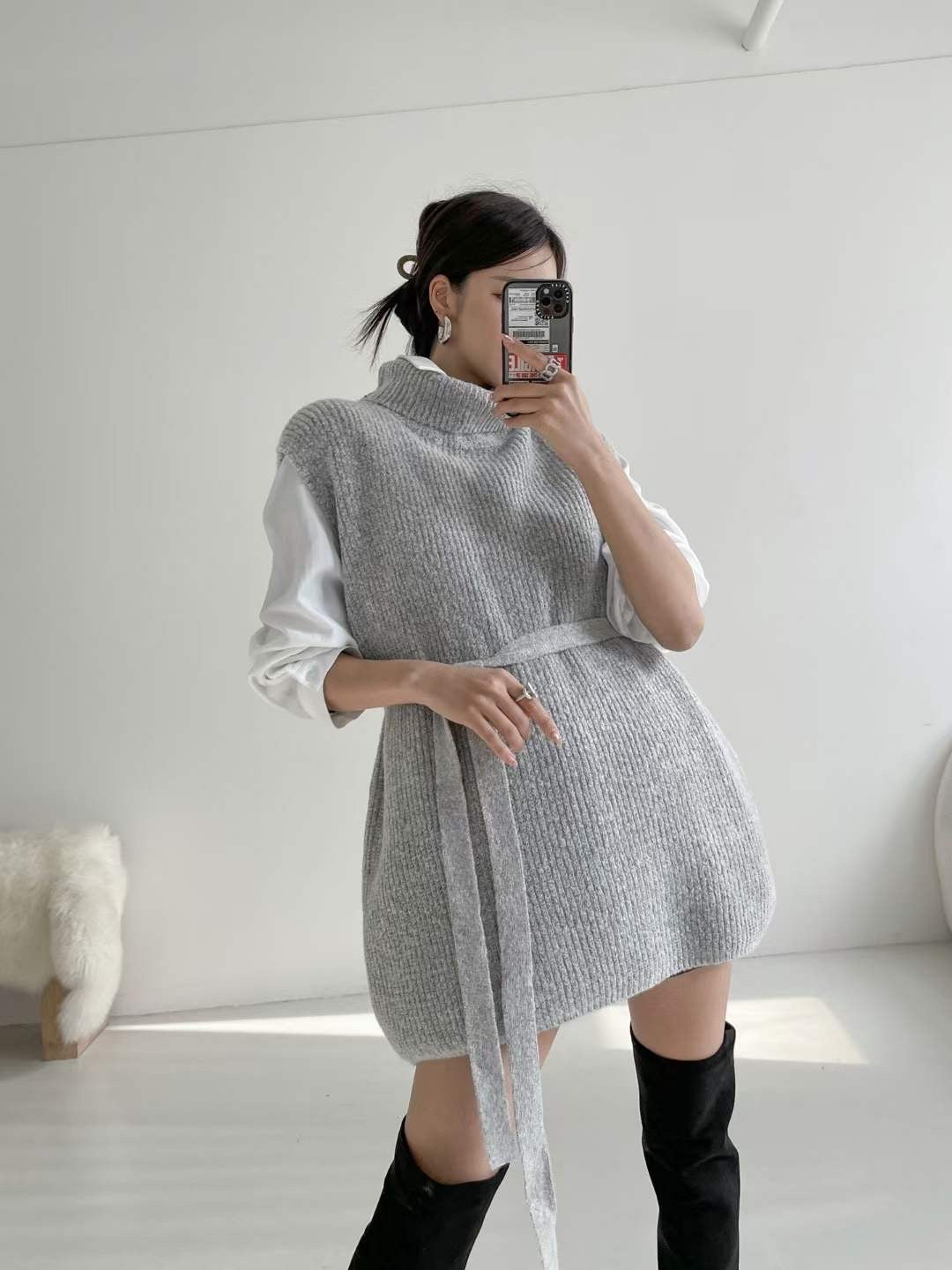 T884 PREFERENCE SWEATER