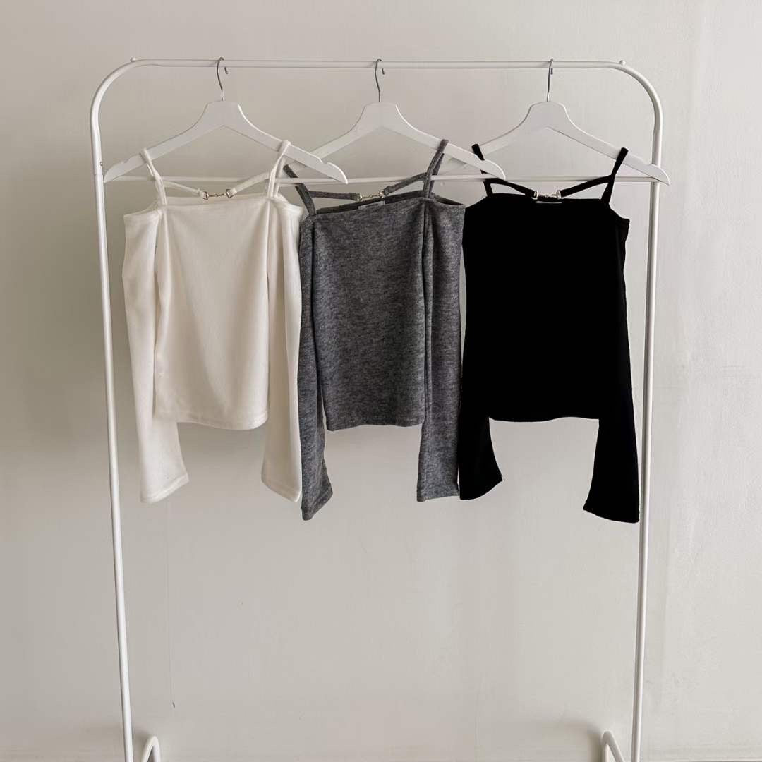 T889 COLLAR TOP