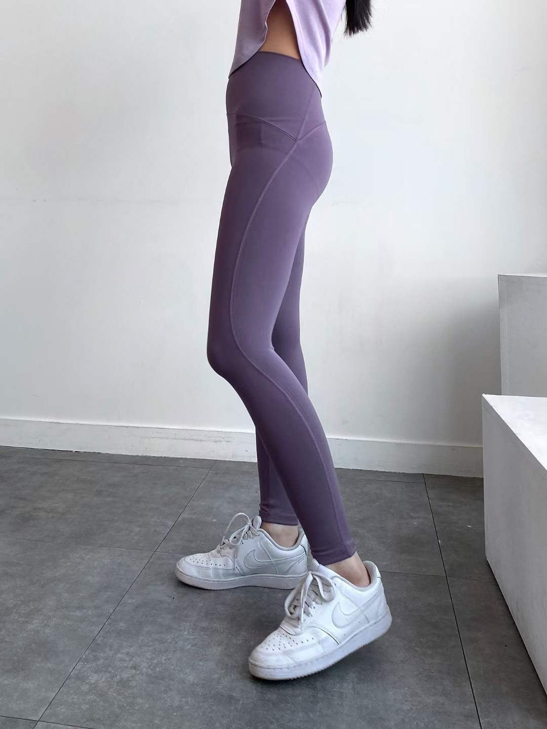 Y004 DOING YOGA PANTS