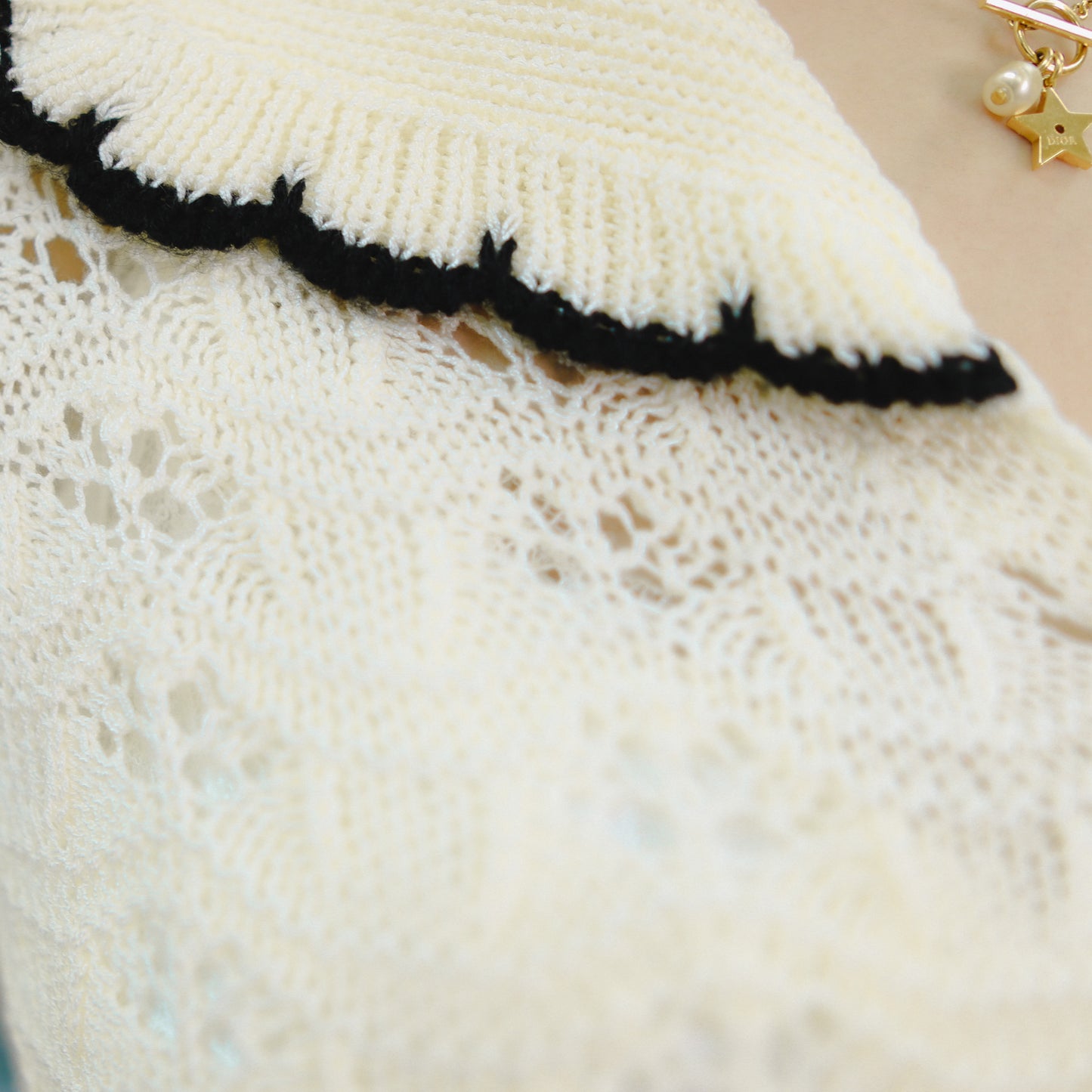 T549 COLLIN KNIT TOP