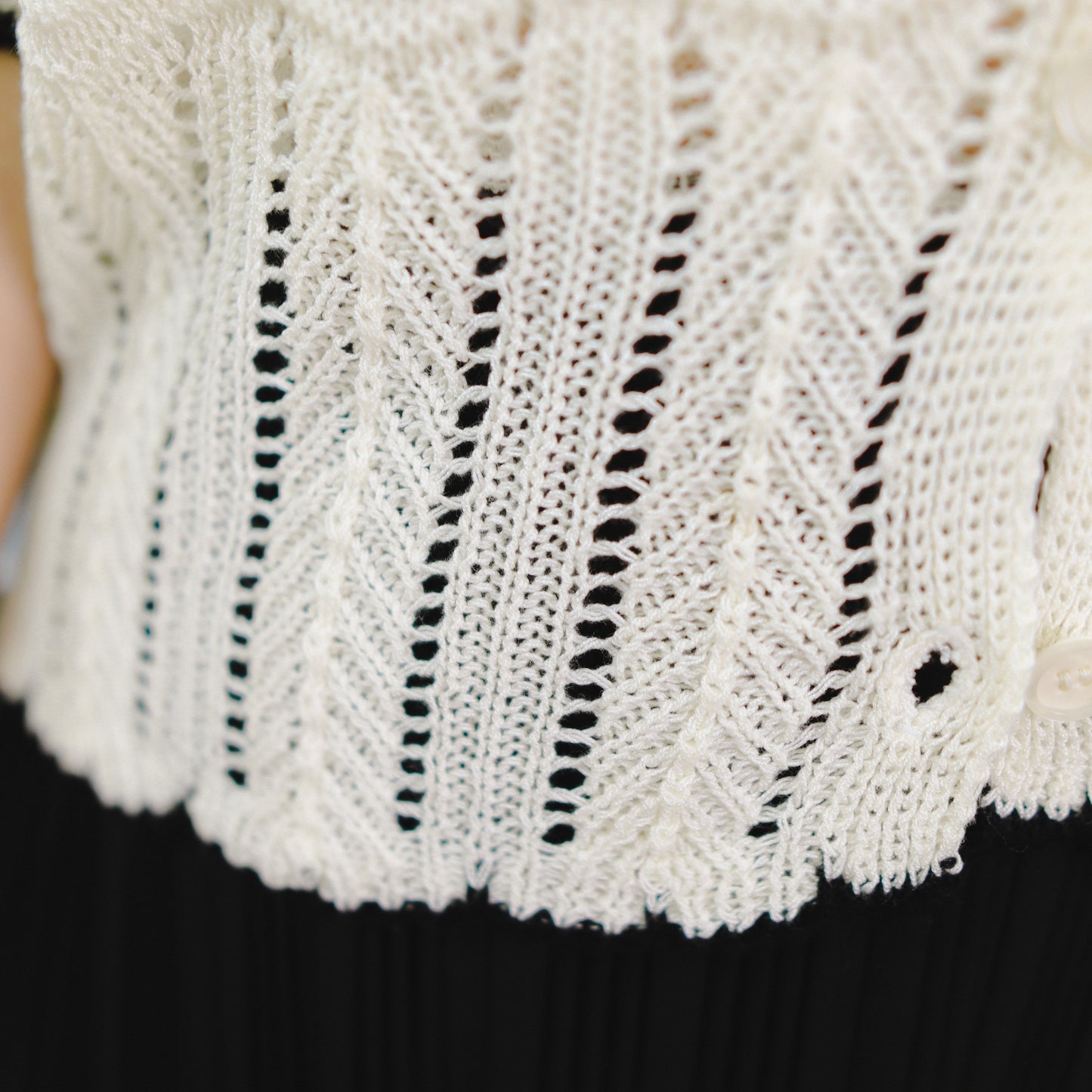 T549 COLLIN KNIT TOP