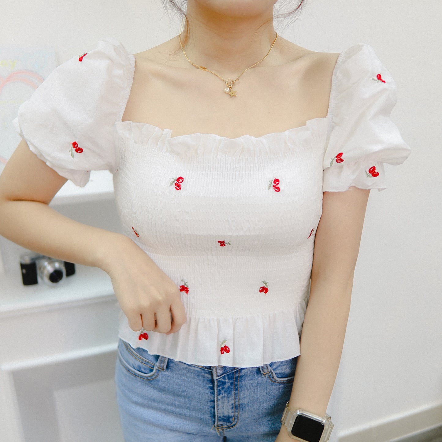 T538 DAISY CHERRY TOP