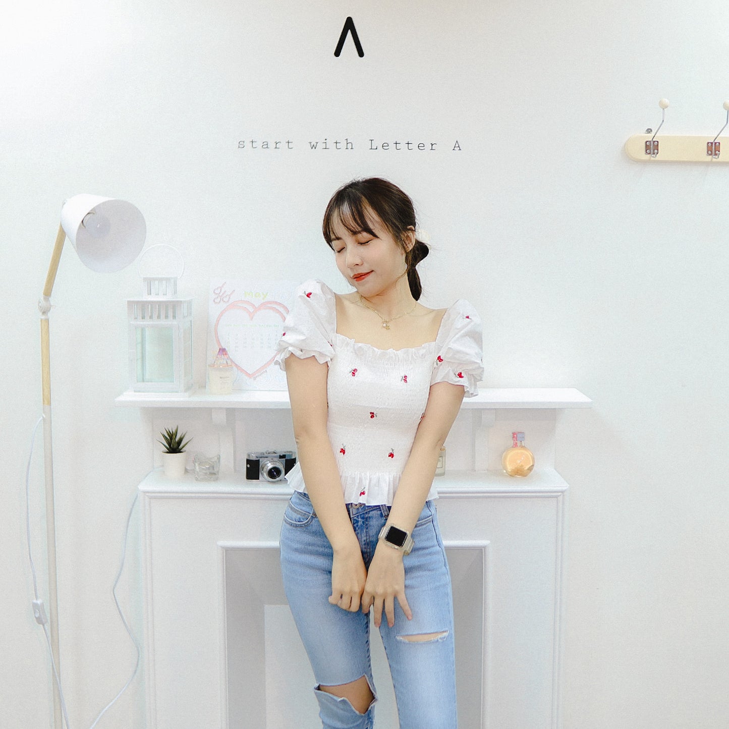 T538 DAISY CHERRY TOP