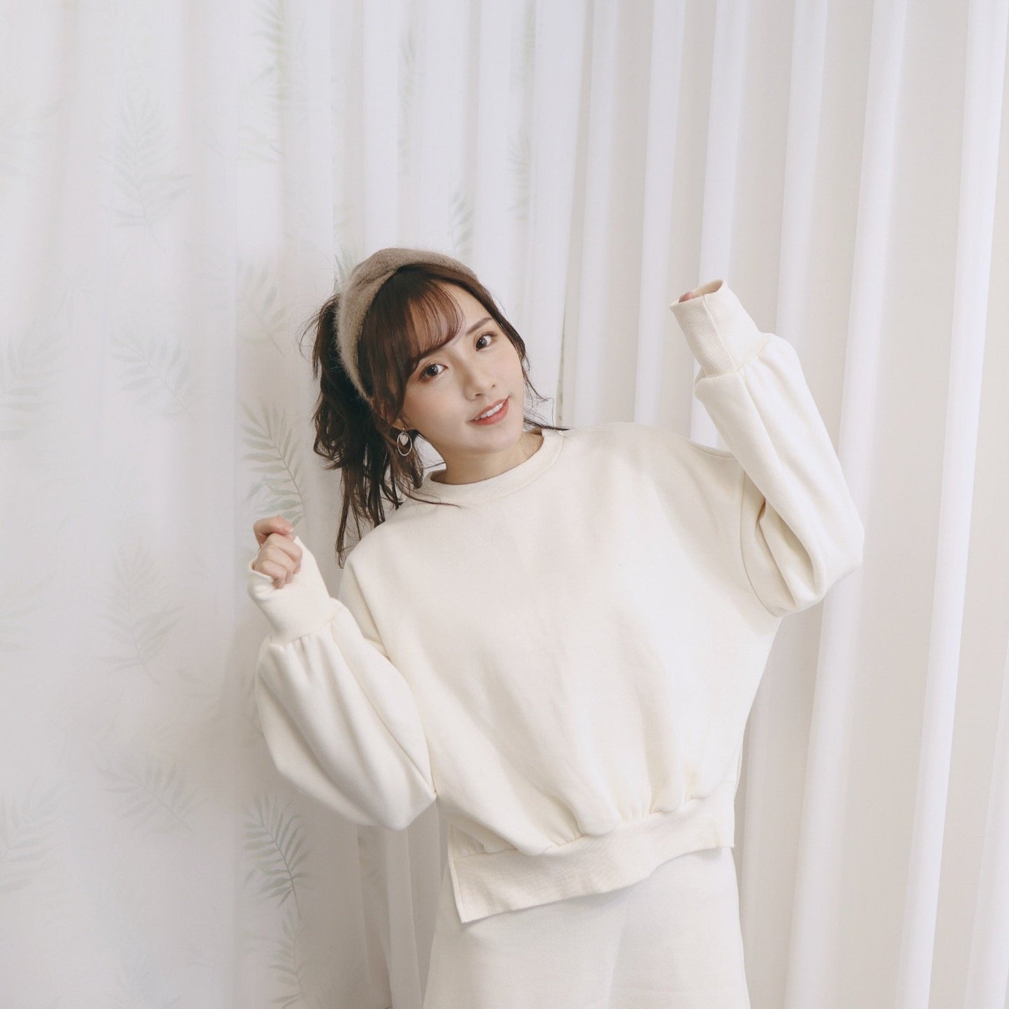 #A017 WINTER LOVE HAIRBAND - Letta A