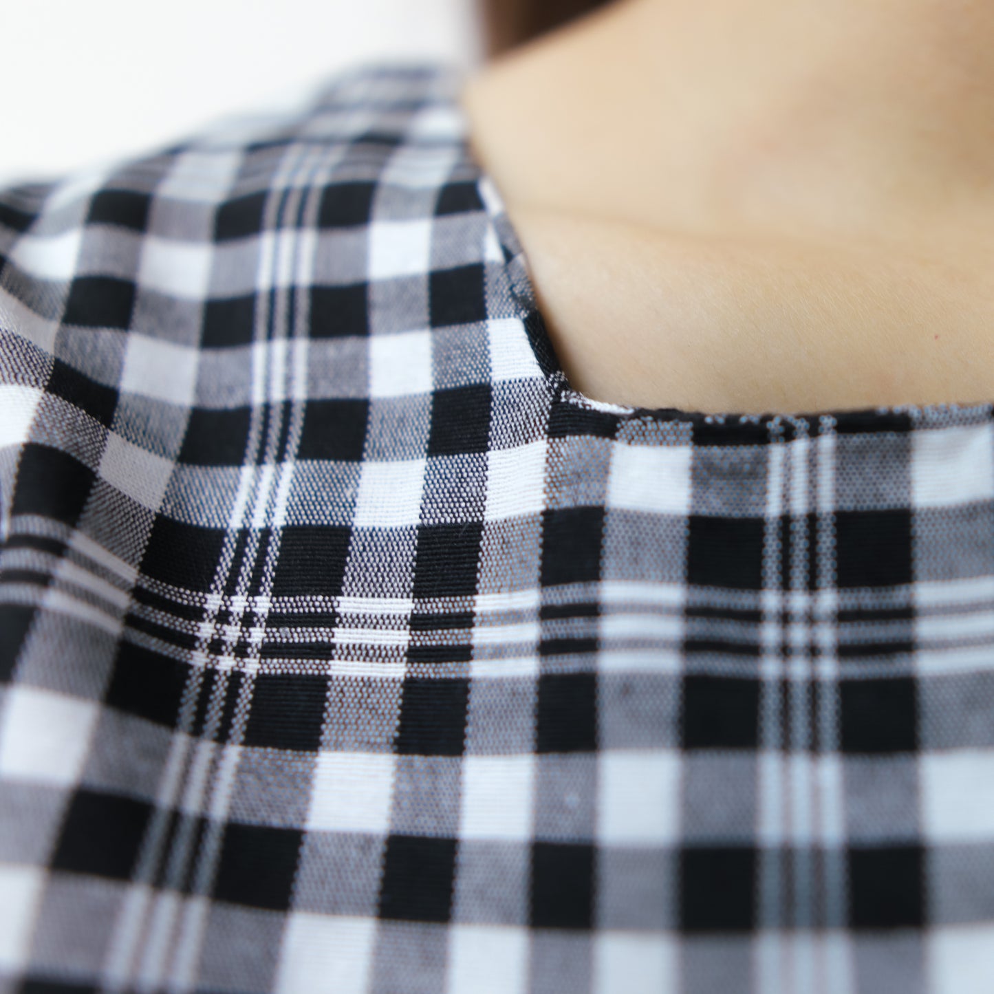 T544 REDDISH CHECK TOP