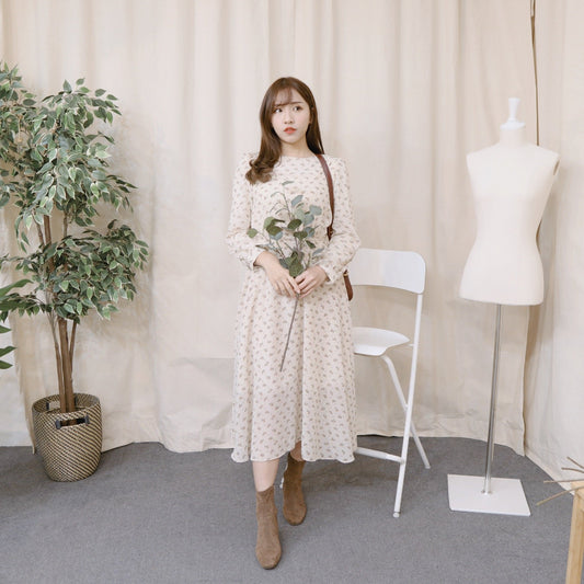 #T199 WALKING TO THE MOON OPS - Letta A