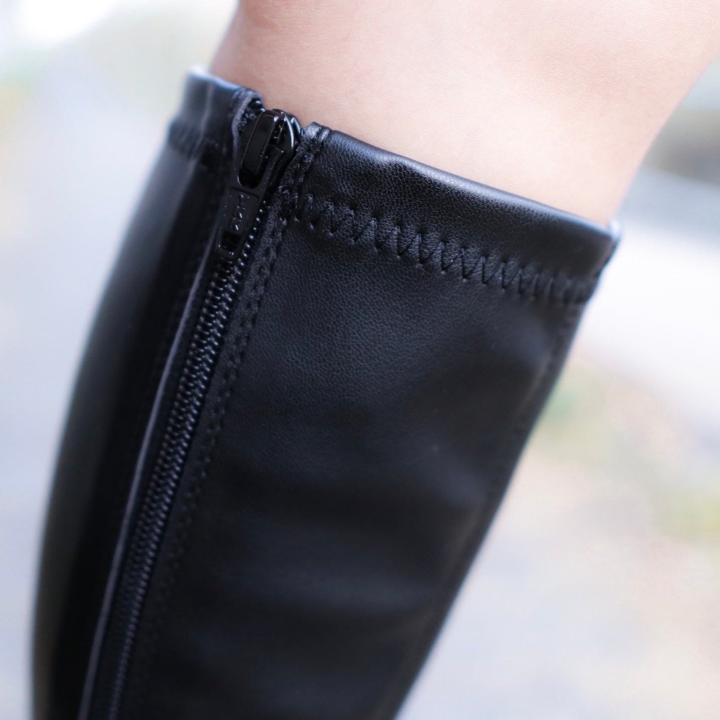 #SE011 IN MOOD BOOTS