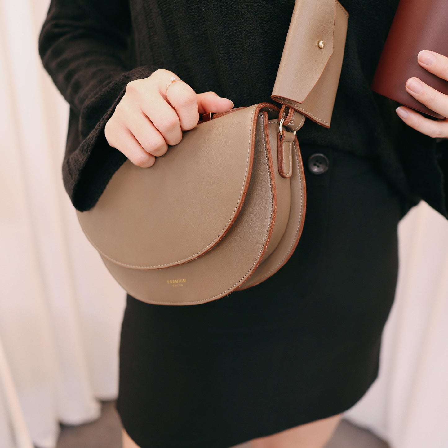 #BG011 GREYISH STYLE HANDBAG - Letta A
