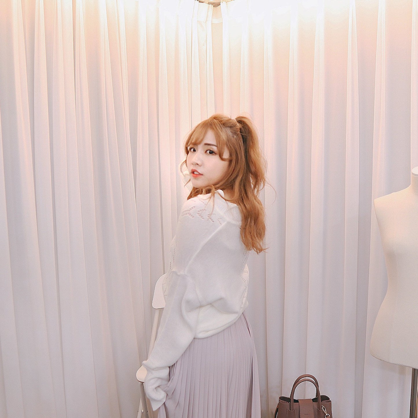 #T217 FLOWERY KNIT TOP - Letta A