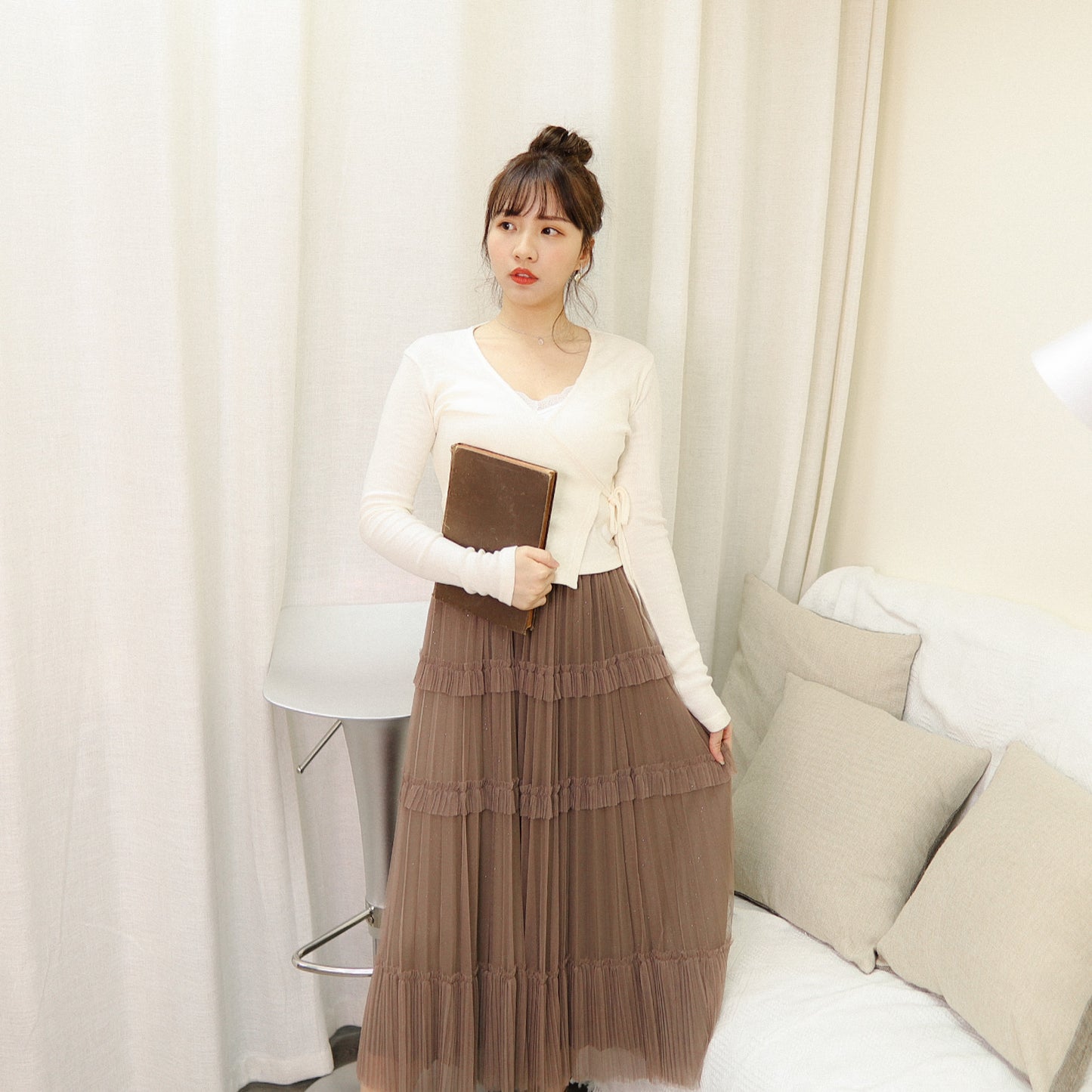 T452 QUEENIE TOP
