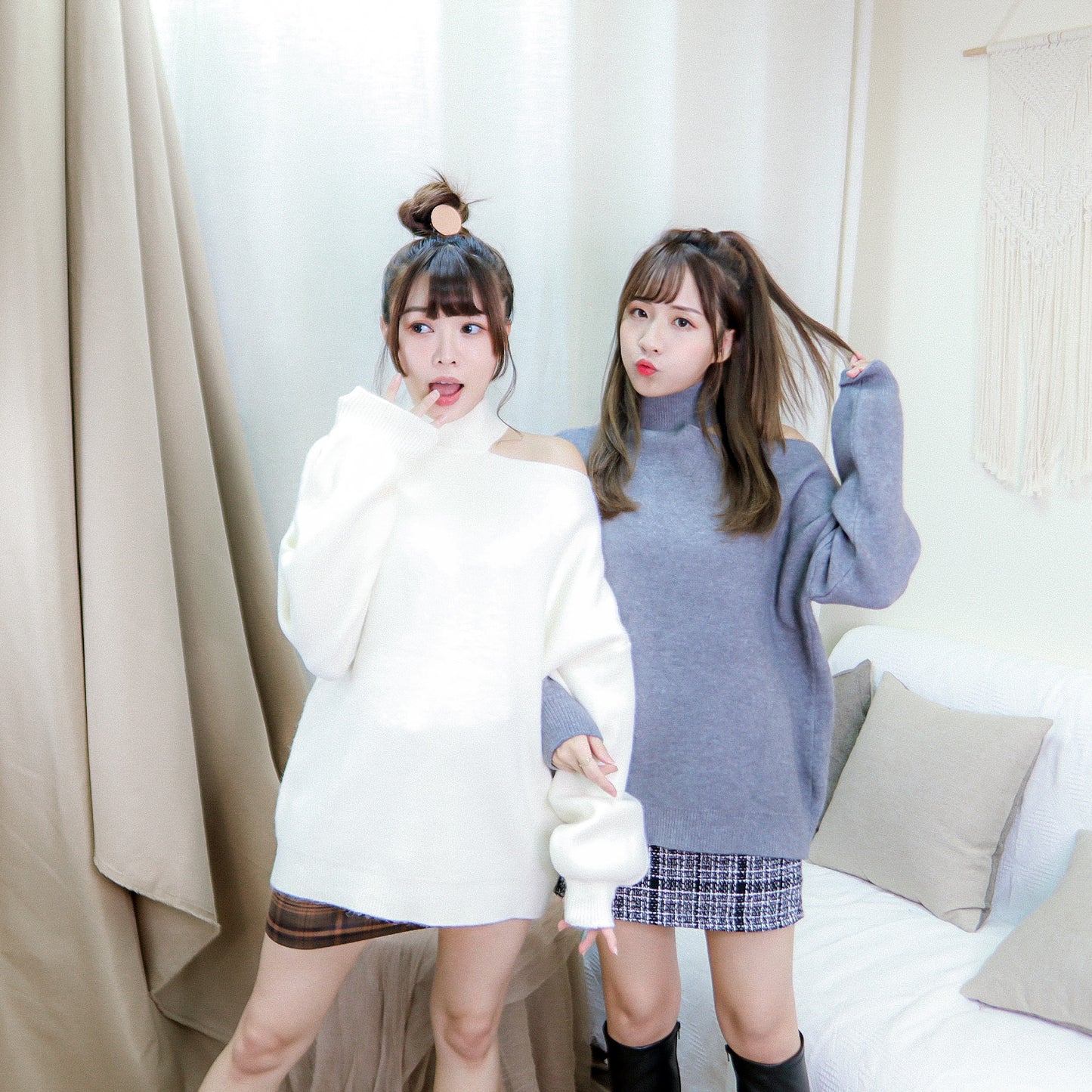 T396 DATING SWEATER
