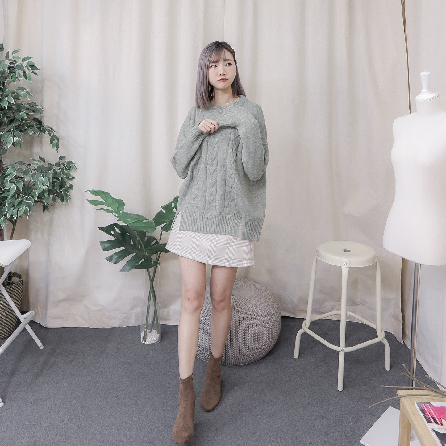 #T193 LAVENDER LOVE SWEATER - Letta A