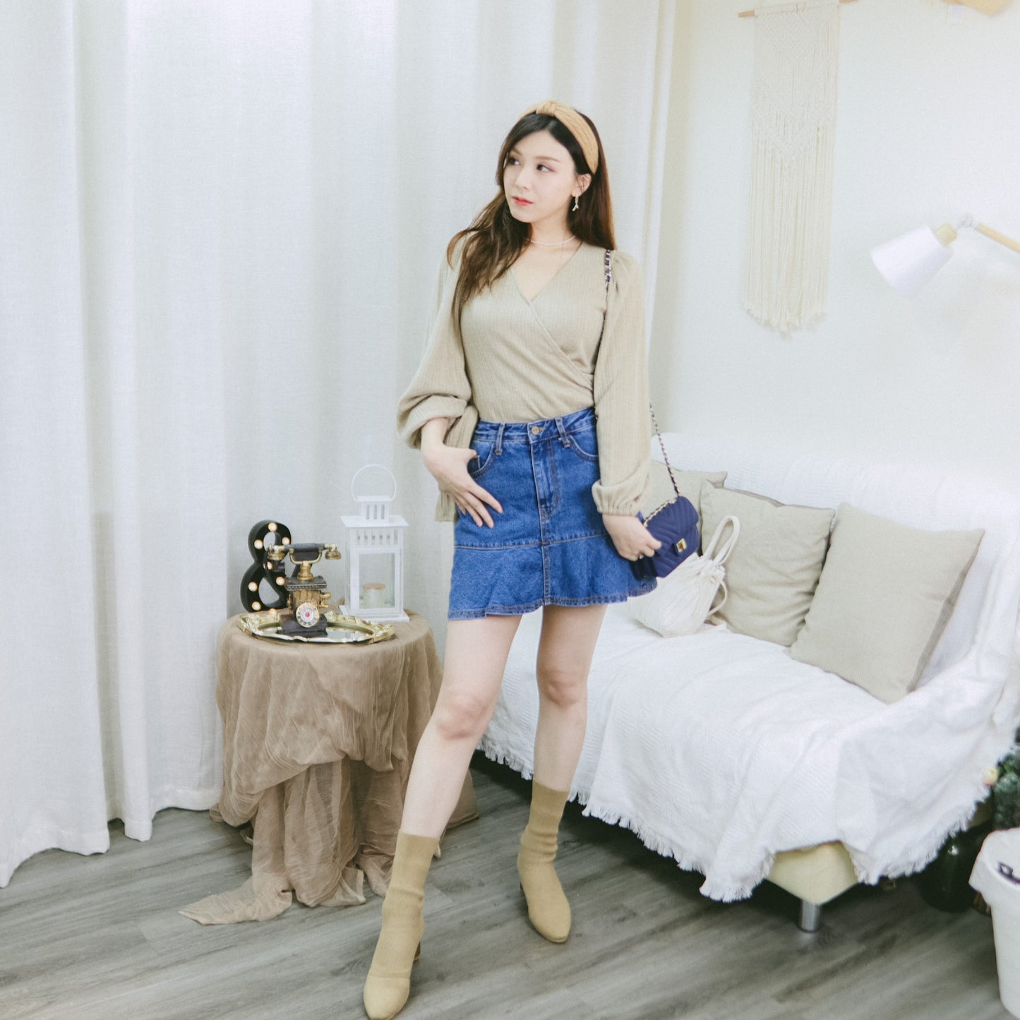 B131 COME AROUND DENIM SKIRT