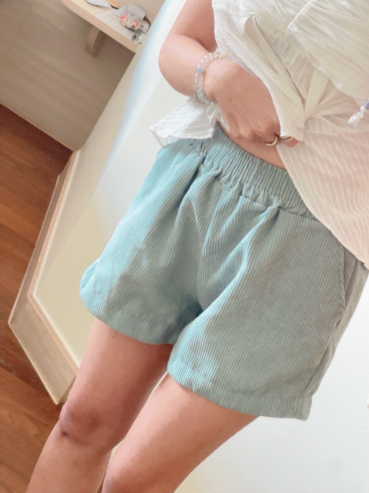 TH060 POLLY SHORTS