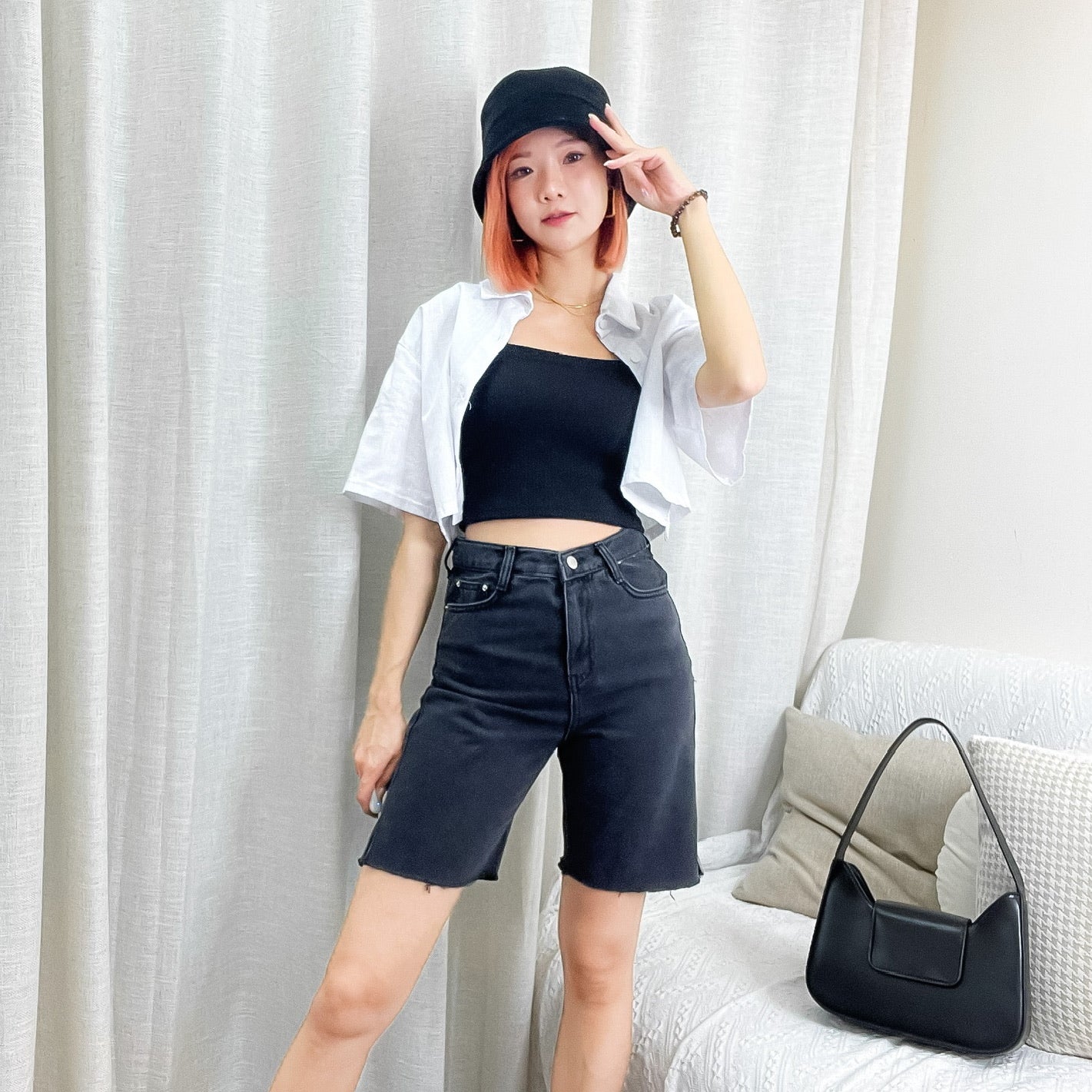 J246 BLACK DENIM SHORT