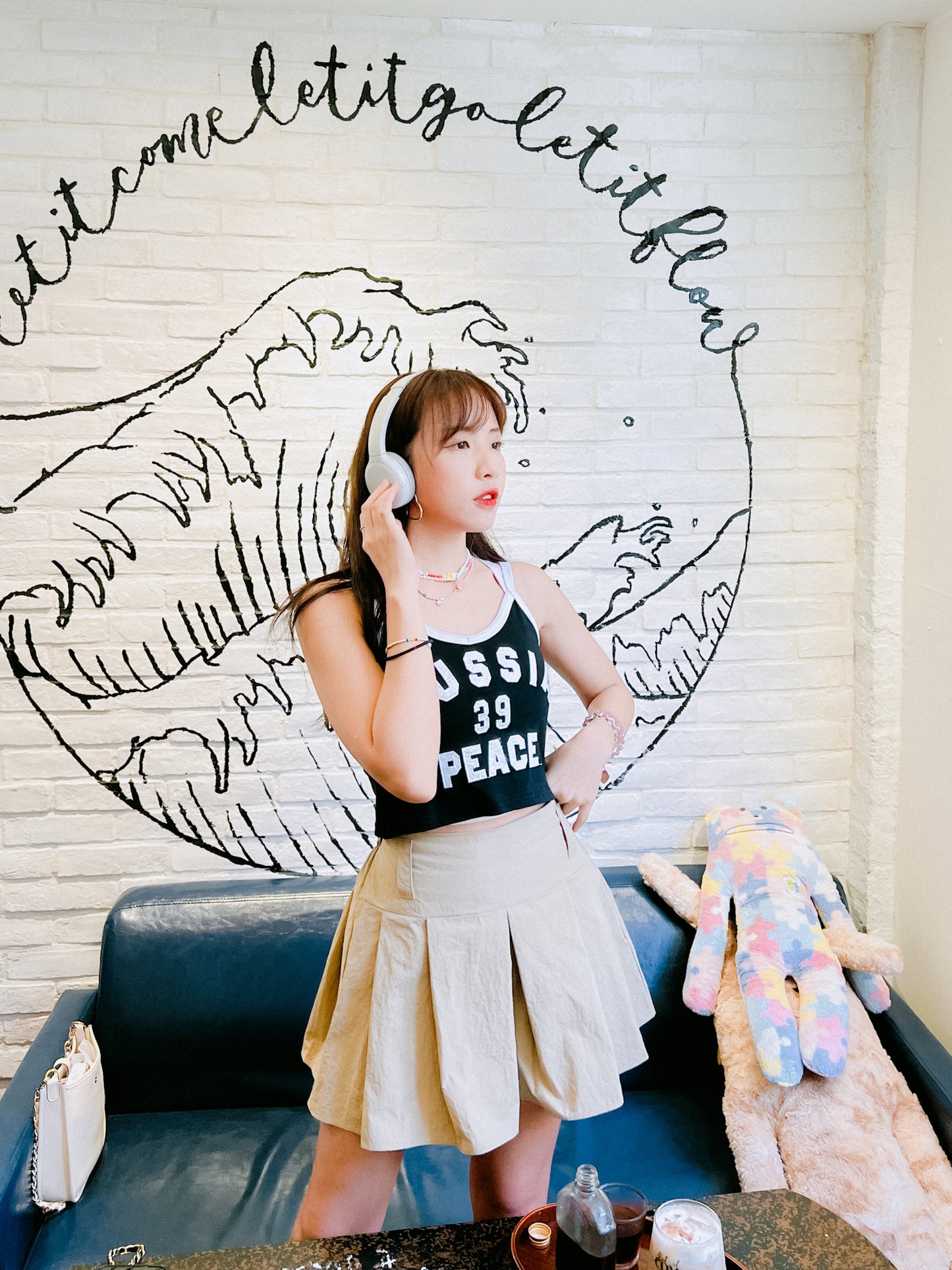 T833 PEACE VEST