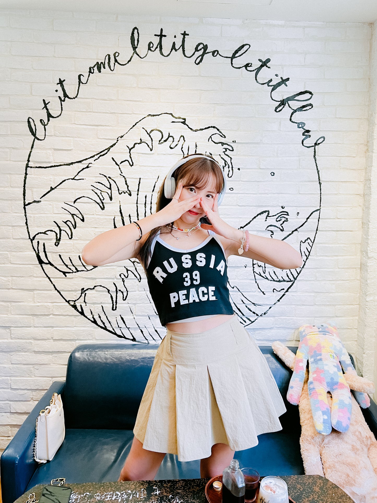 T833 PEACE VEST