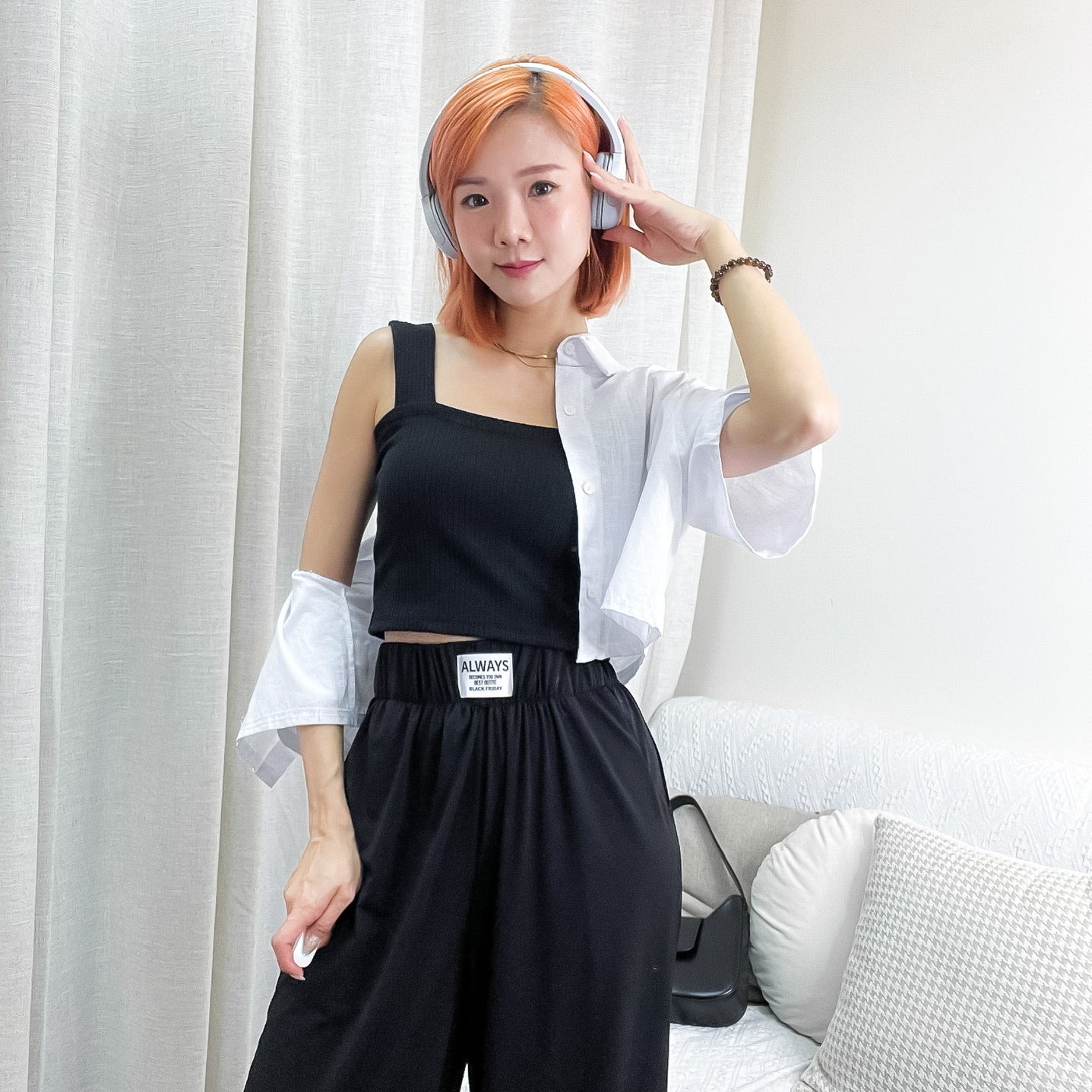 T821 HELLO TOP