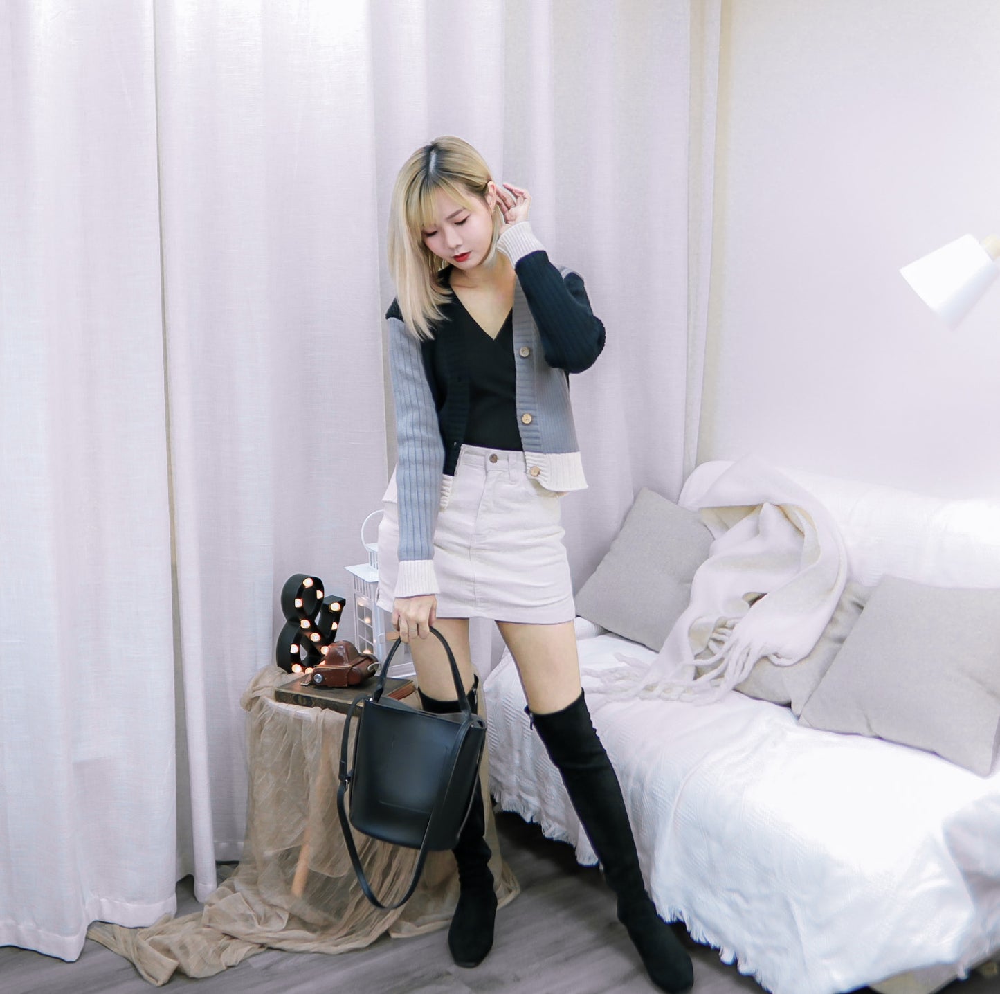 SE015 DATE ME BOOTS
