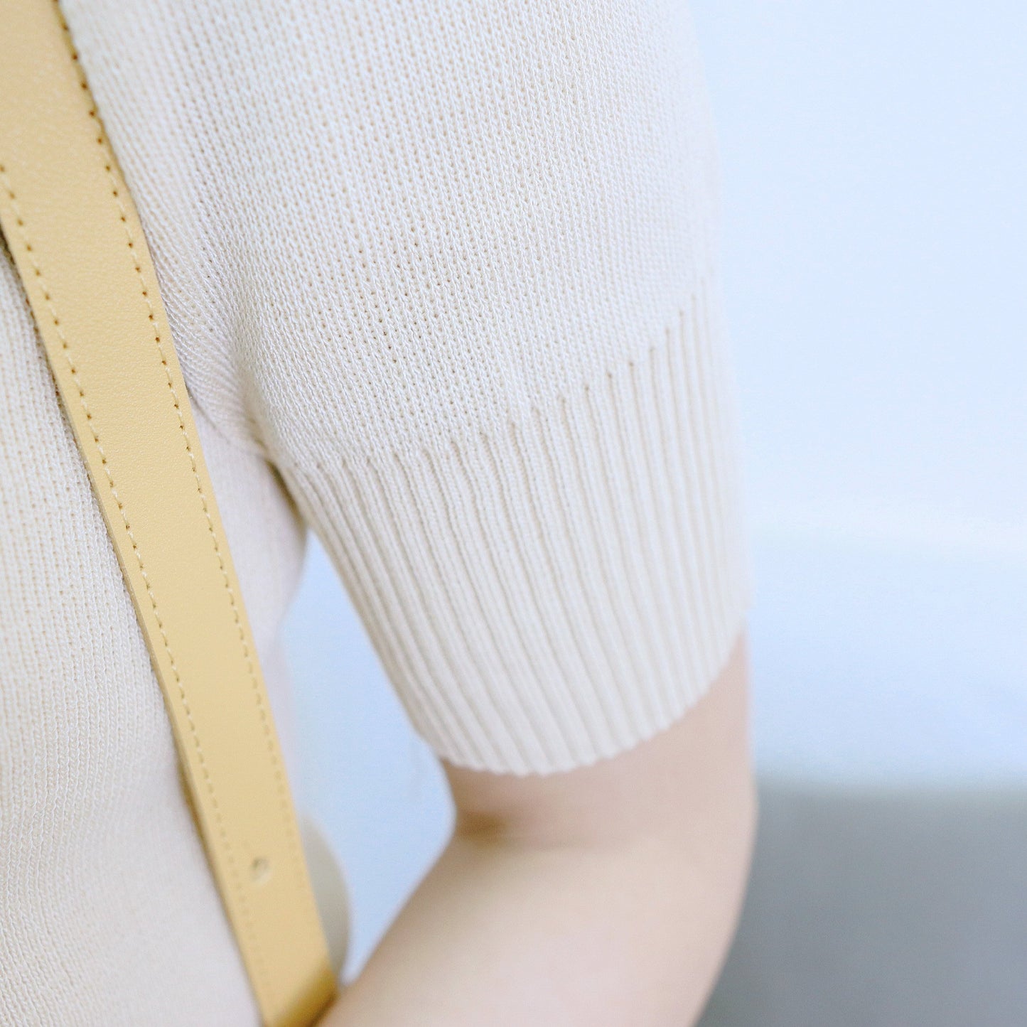 #T267 HAPPY KNIT TOP - Letta A