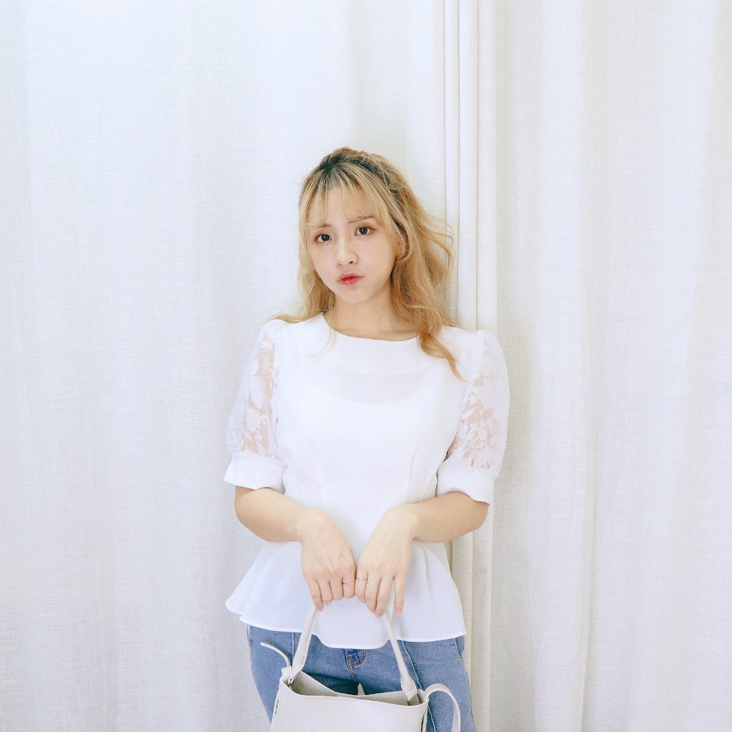 #T269 FLORAL WHITE BLOUSE - Letta A