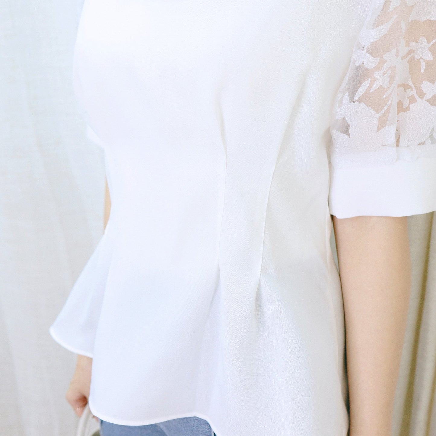 #T269 FLORAL WHITE BLOUSE - Letta A