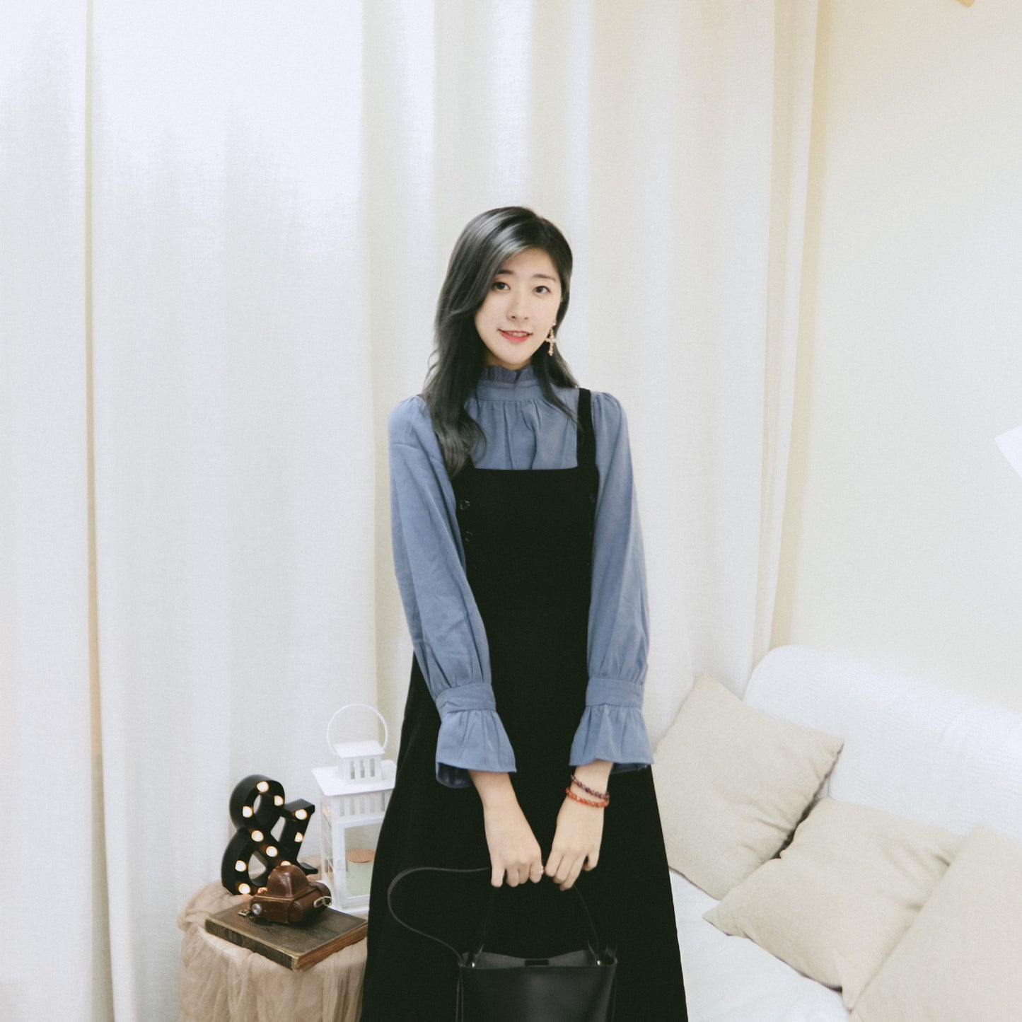 T410 BLUE MONDAY BLOUSE