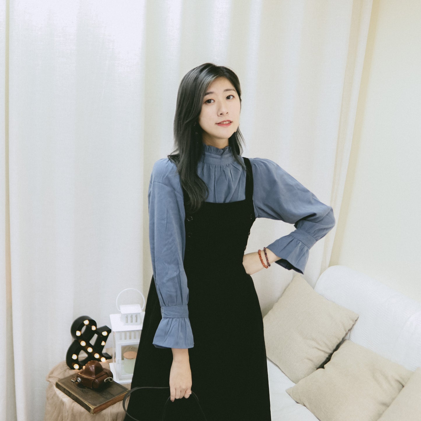 T410 BLUE MONDAY BLOUSE