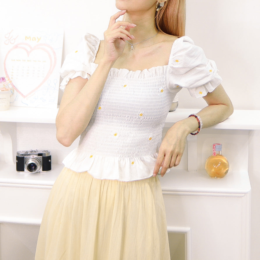 T538 DAISY CHERRY TOP
