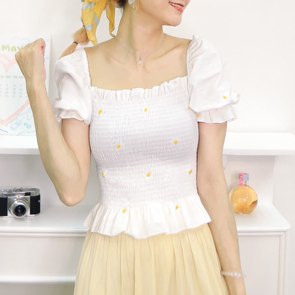 T538 DAISY CHERRY TOP