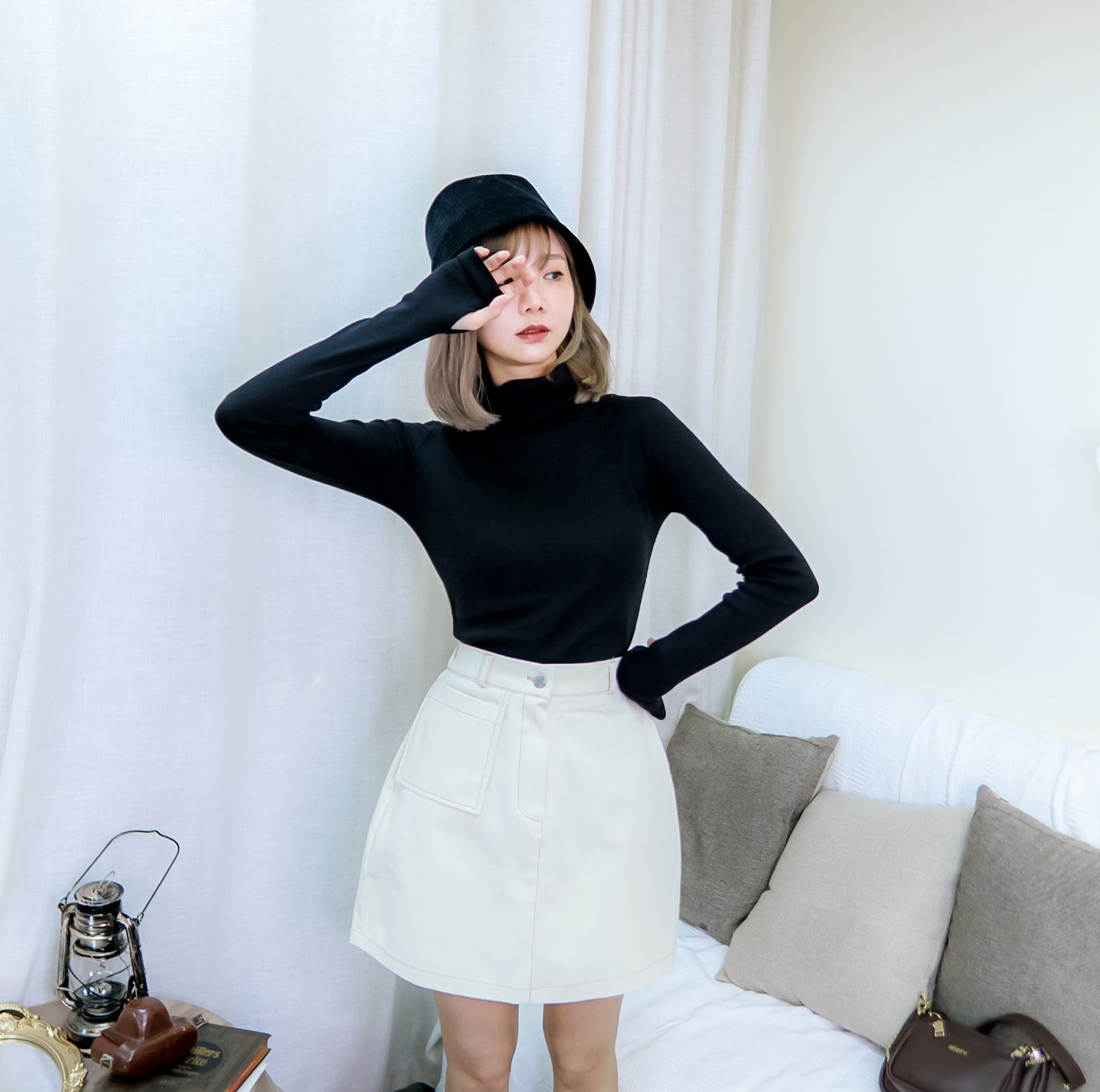 B136 LOSE CONTROL MINI SKIRT