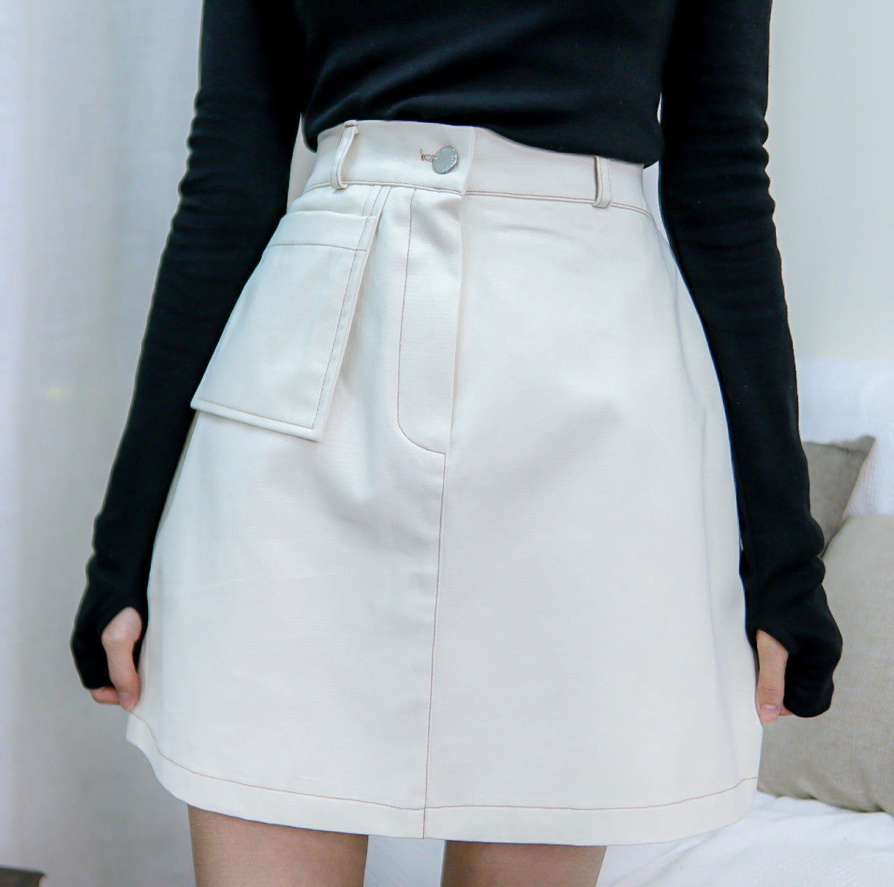 B136 LOSE CONTROL MINI SKIRT