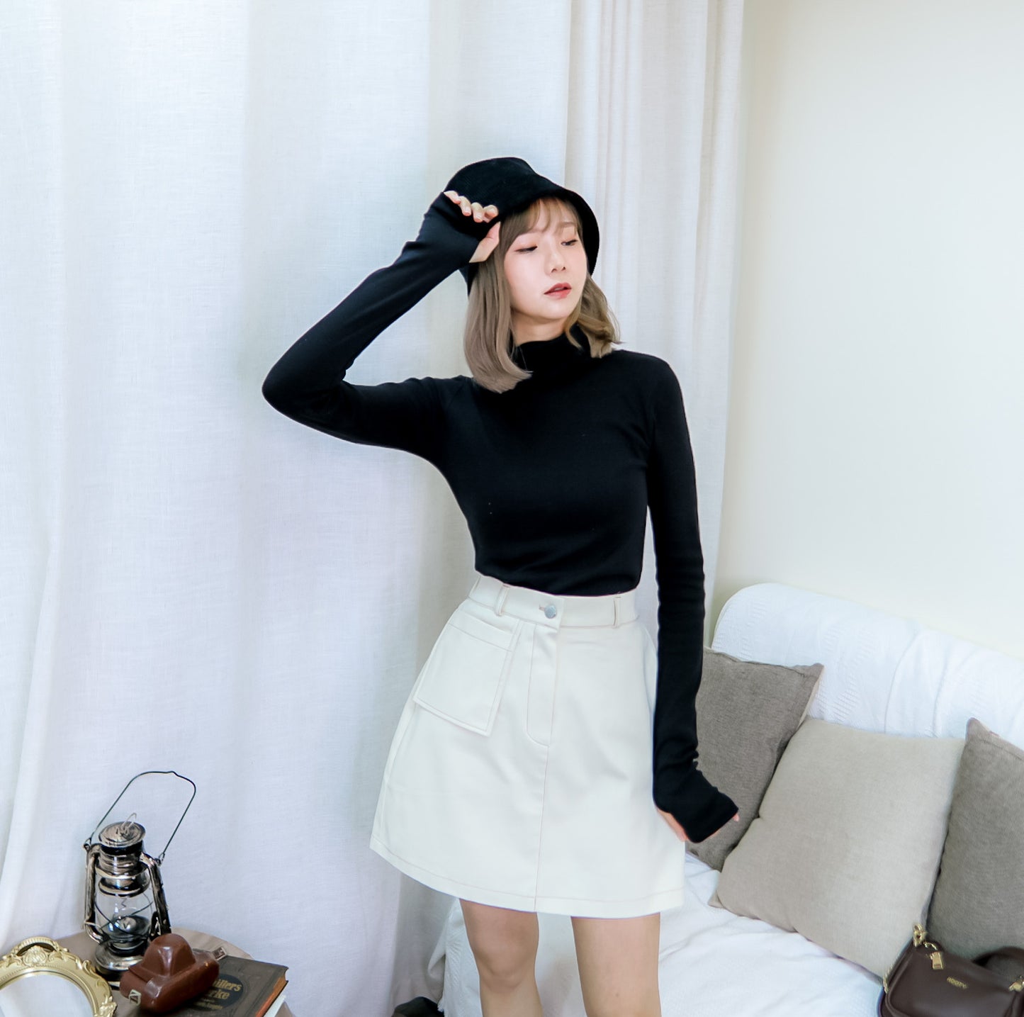 B136 LOSE CONTROL MINI SKIRT