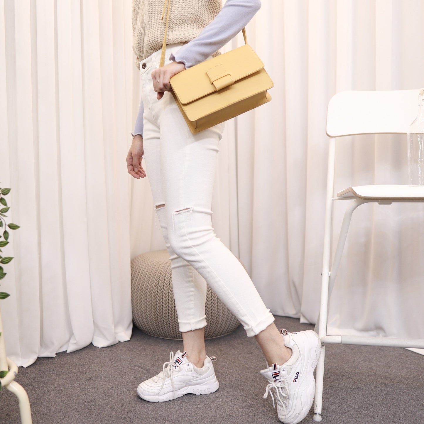 #J082 WHITEN JEANS - Letta A