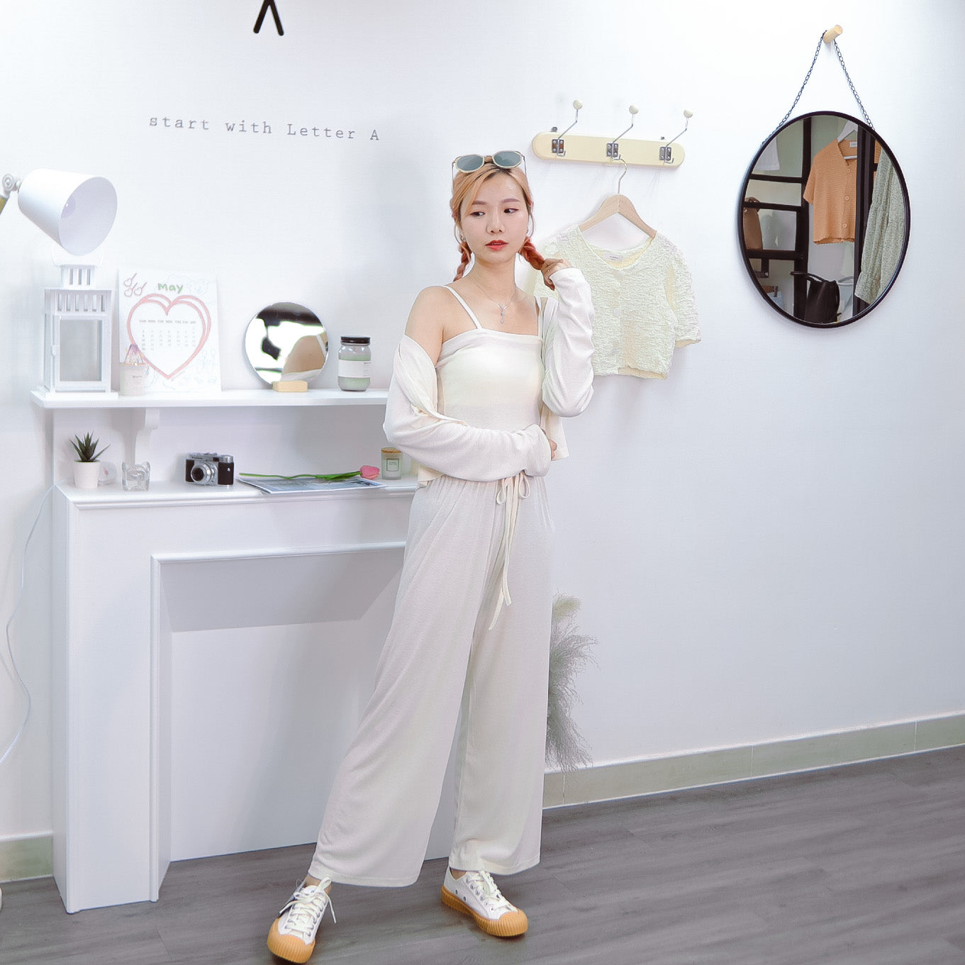 T554 CLOUD DAY SET