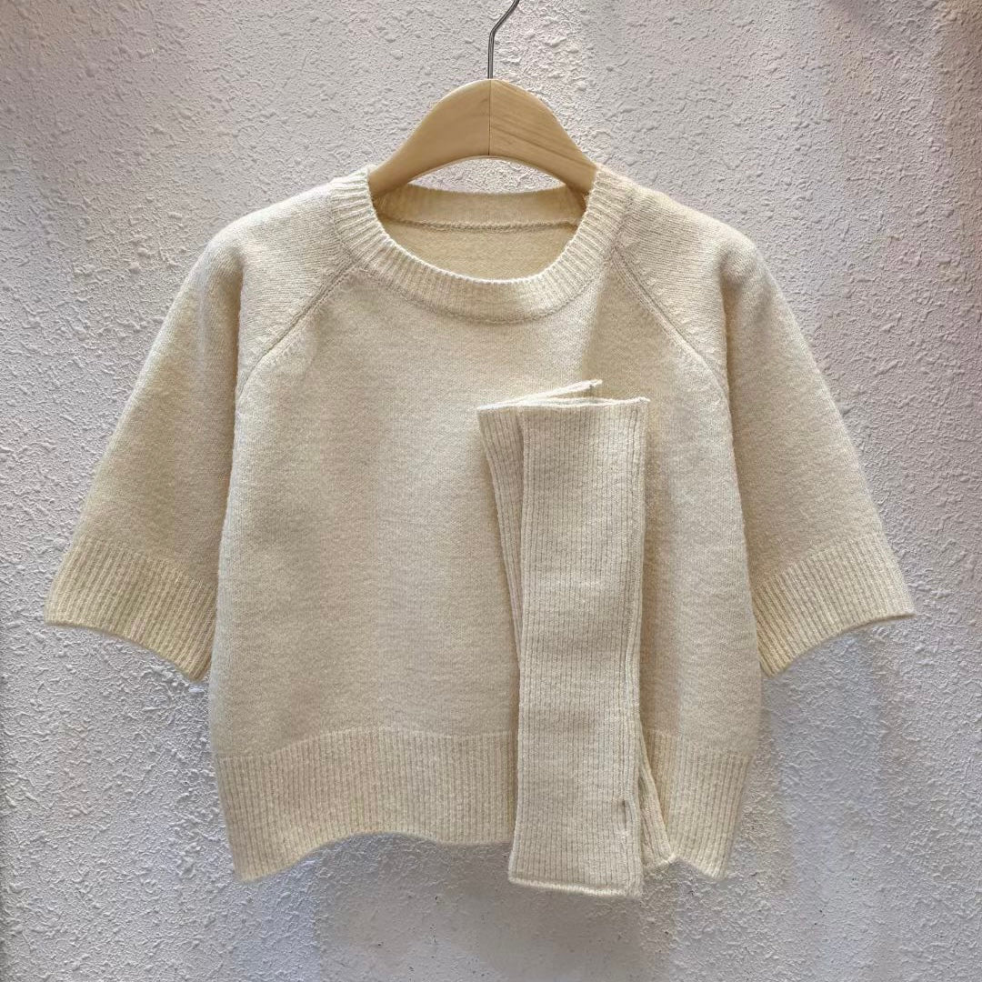 T696 JANUARY SWEATER