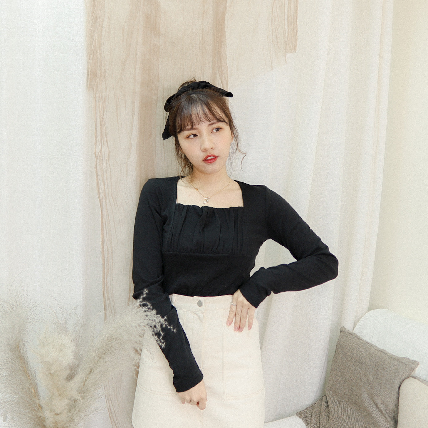 T484 LOOK TOP